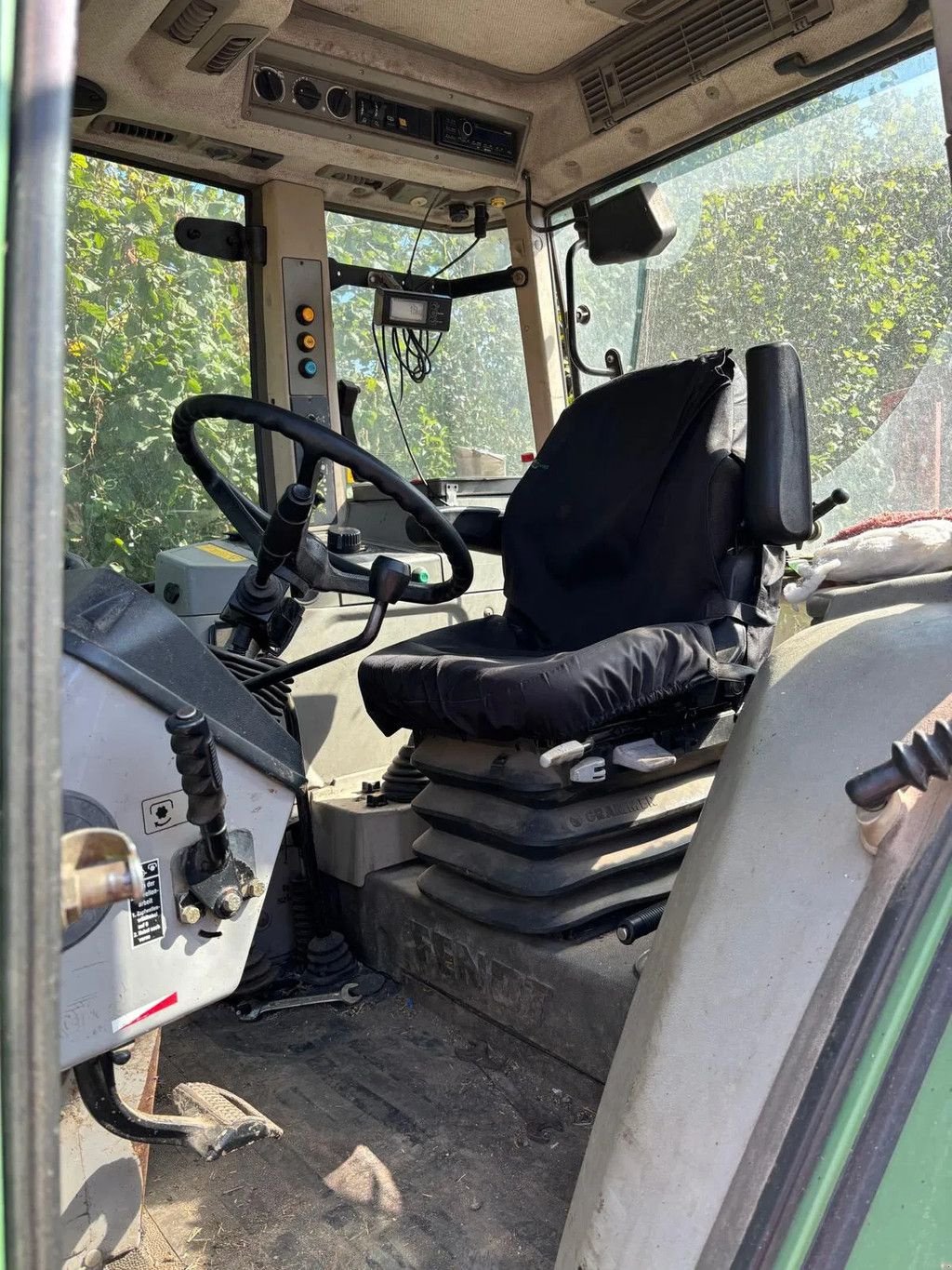 Traktor du type Fendt FARMER 309 C Farmer 309c ( 307 308 309 Ci), Gebrauchtmaschine en Bergen op Zoom (Photo 8)