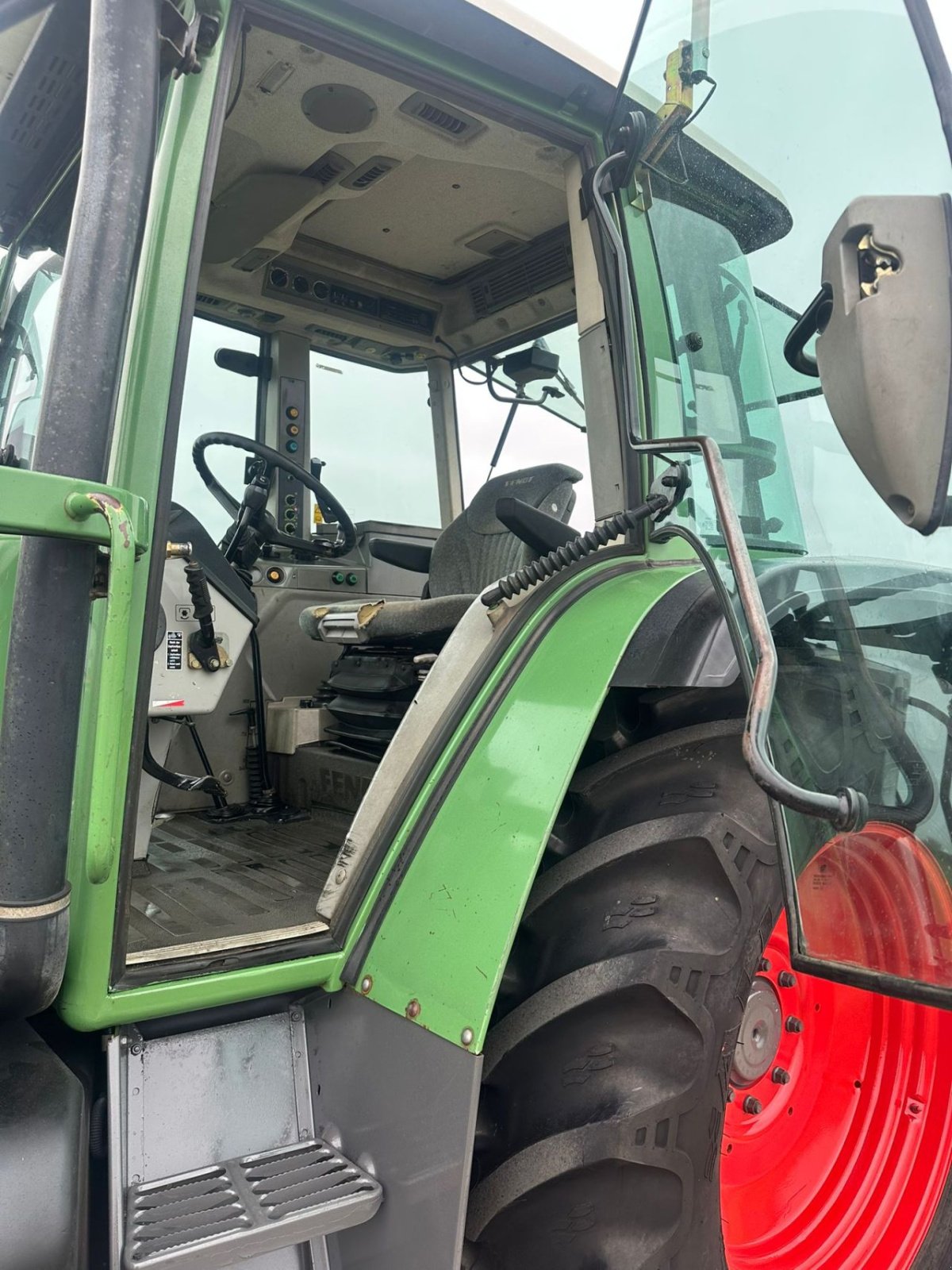 Traktor типа Fendt Farmer 309 C, Gebrauchtmaschine в zwolle (Фотография 5)