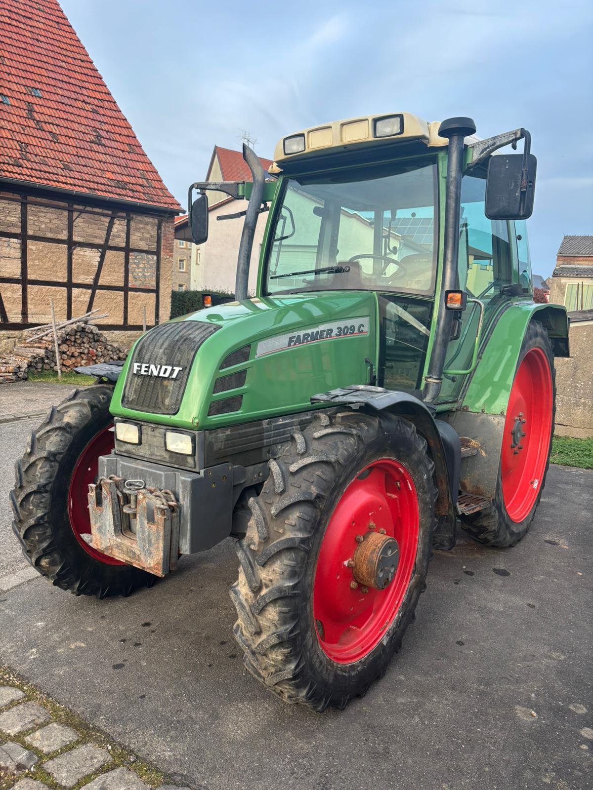Traktor typu Fendt Farmer 309 C, Gebrauchtmaschine v Creglingen (Obrázek 2)