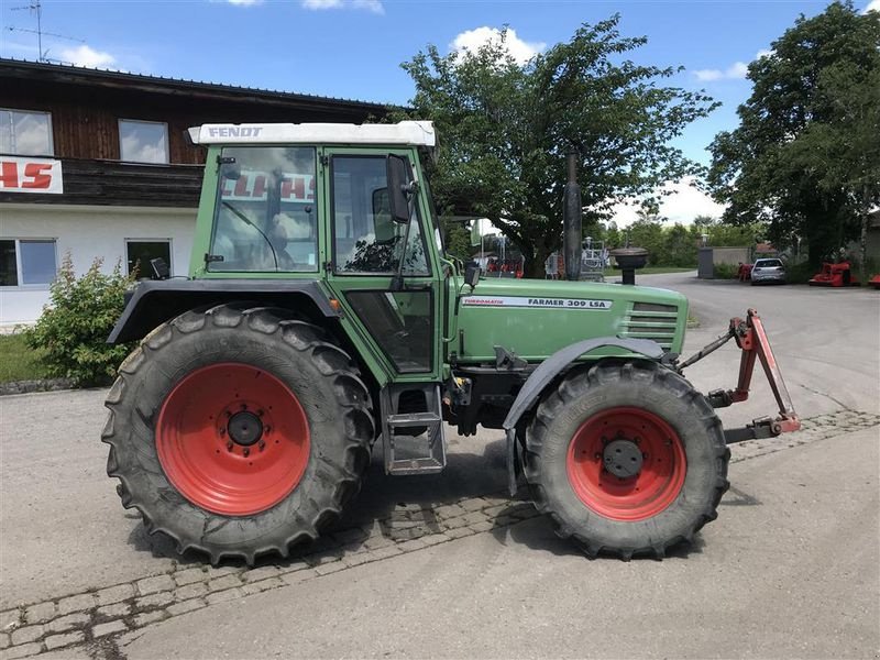 Traktor des Typs Fendt FARMER 309 LSA, Gebrauchtmaschine in Grabenstätt-Erlstätt (Bild 1)