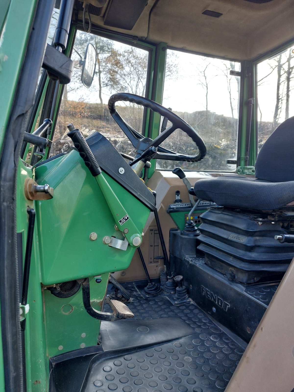 Traktor del tipo Fendt Farmer 309 LSA, Gebrauchtmaschine In Altendorf (Immagine 8)
