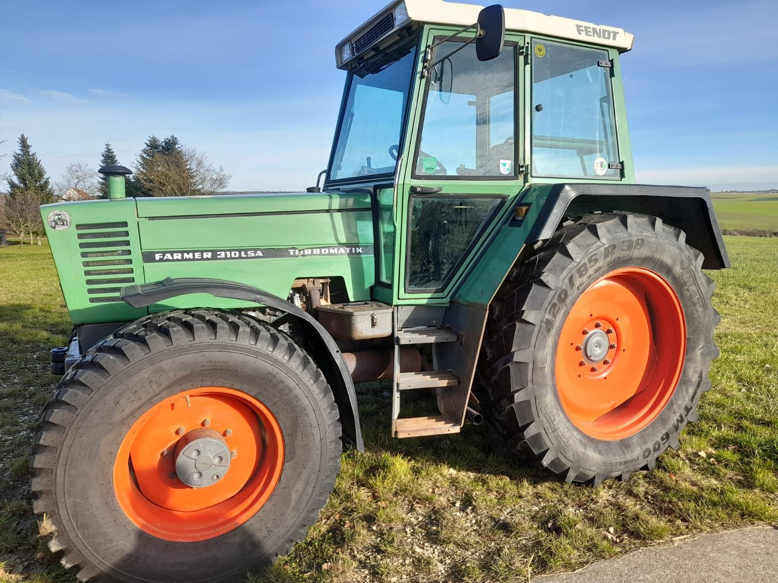 Traktor типа Fendt Farmer 310 Turbomatik, Gebrauchtmaschine в Mönchsdeggingen (Фотография 1)