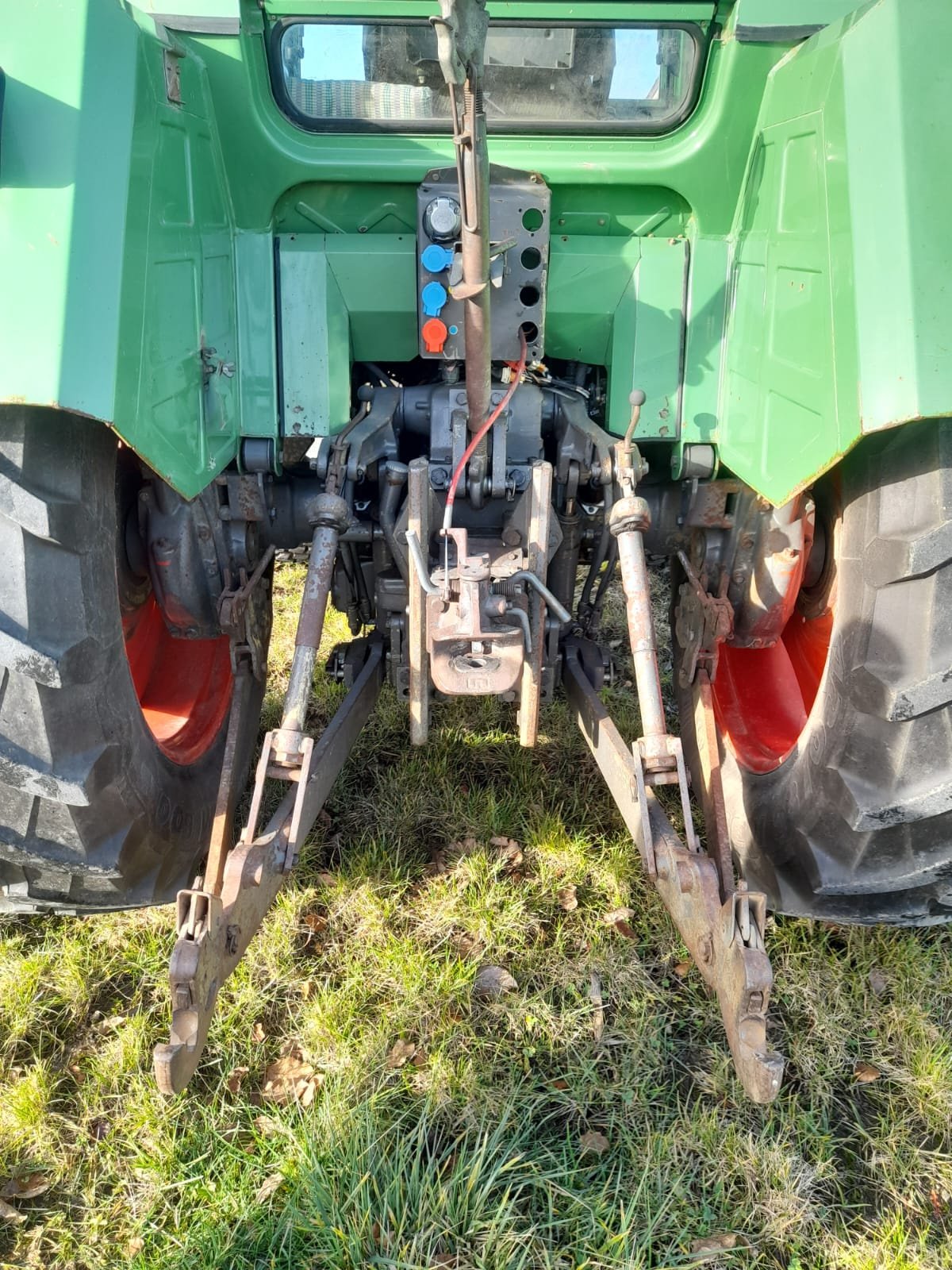 Traktor типа Fendt Farmer 310 Turbomatik, Gebrauchtmaschine в Mönchsdeggingen (Фотография 2)