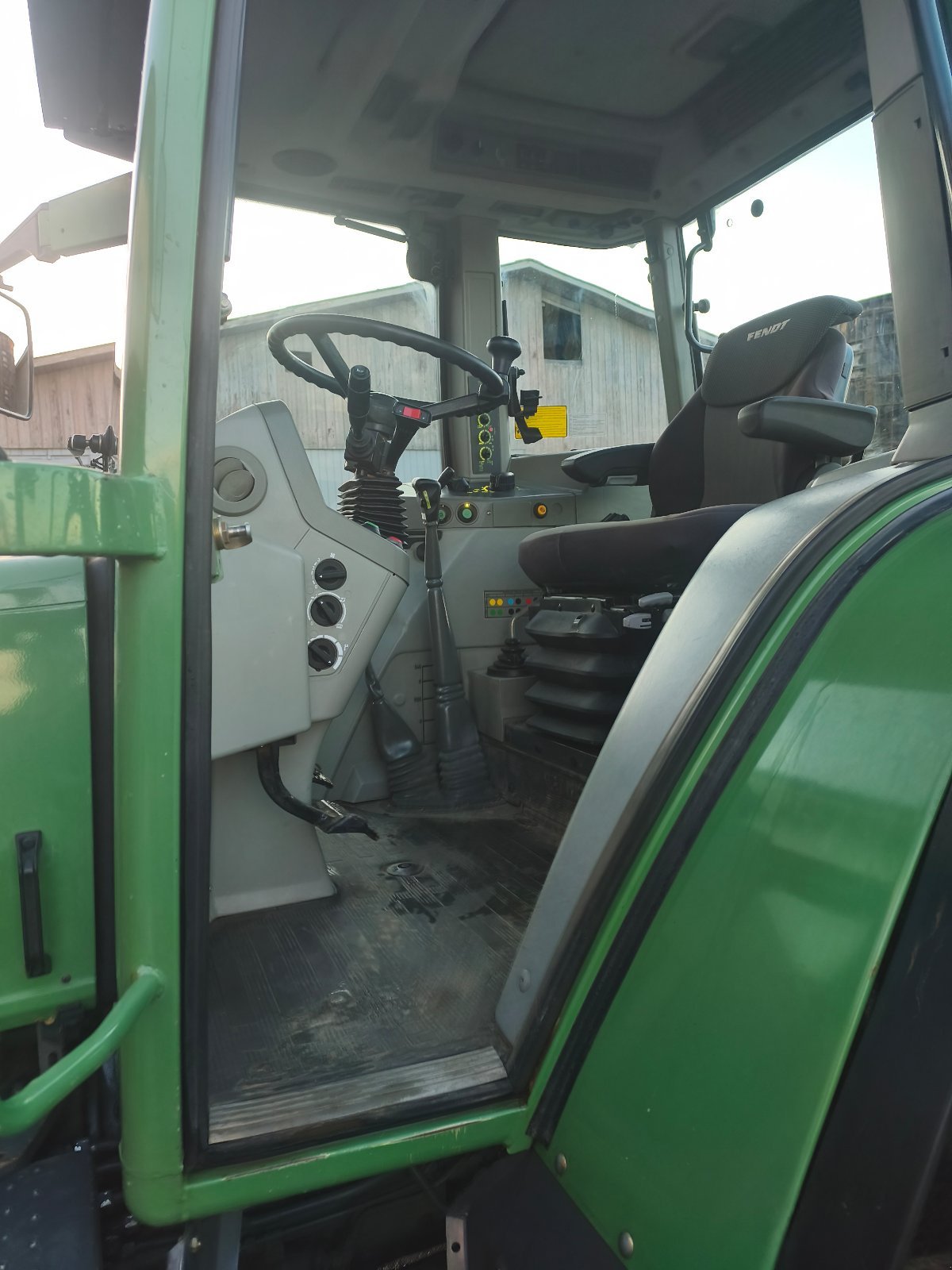 Traktor des Typs Fendt Farmer 310, Gebrauchtmaschine in Remseck  (Bild 8)