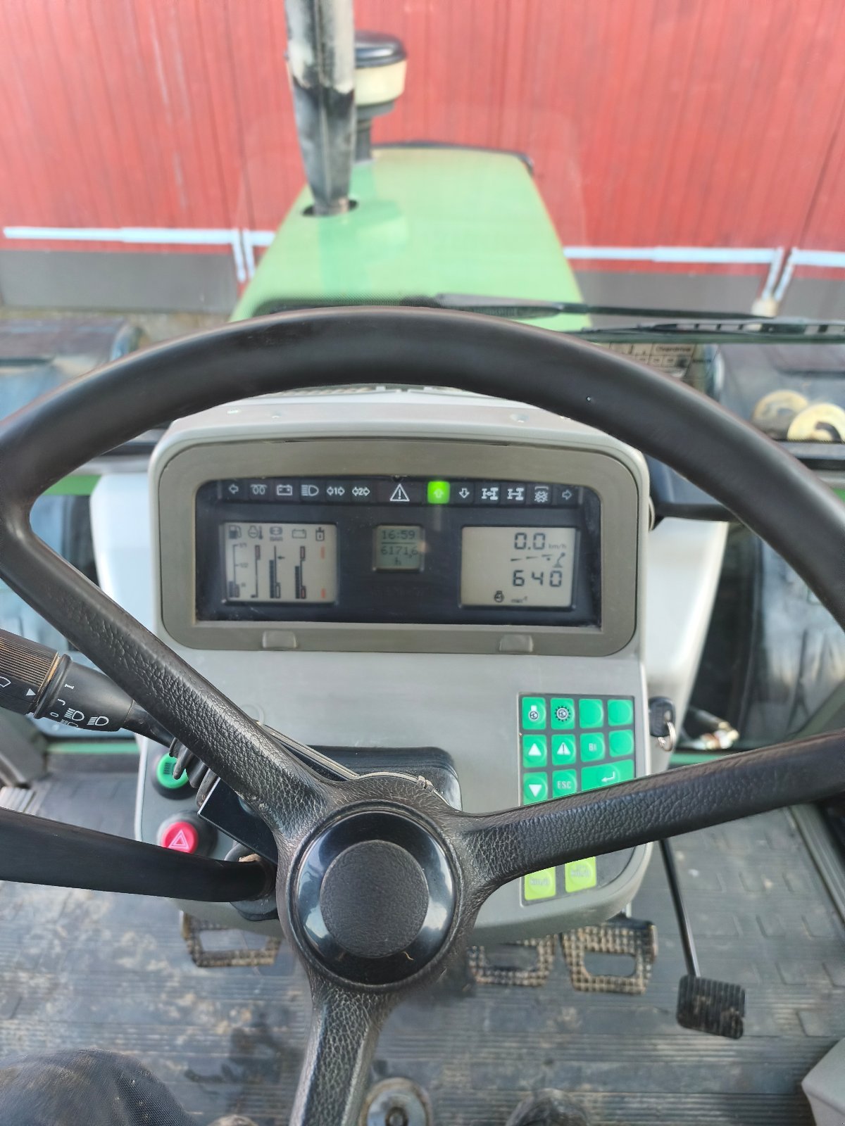 Traktor des Typs Fendt Farmer 310, Gebrauchtmaschine in Remseck  (Bild 13)