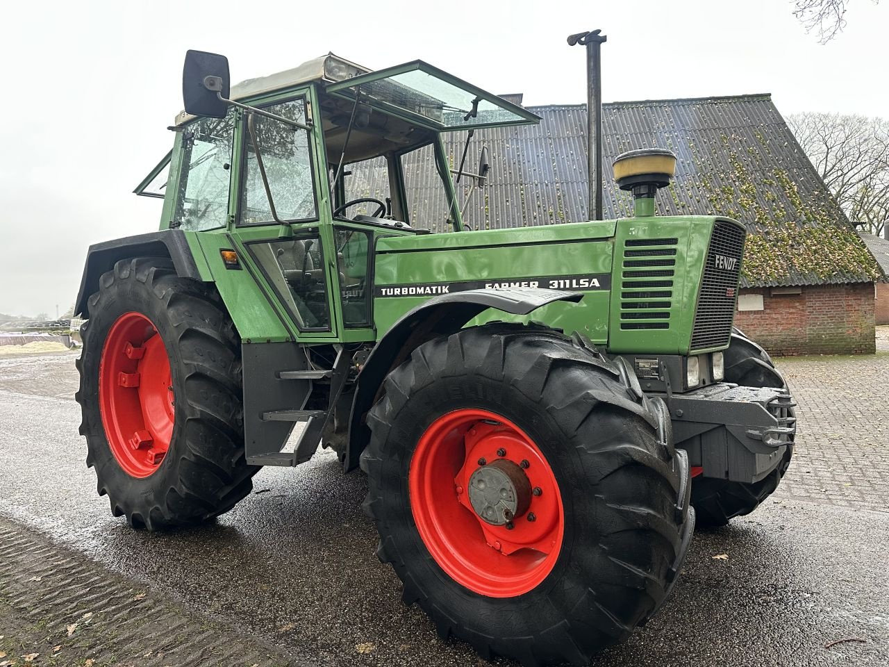 Traktor typu Fendt Farmer 311 LSA, Gebrauchtmaschine v Rossum (Obrázek 2)