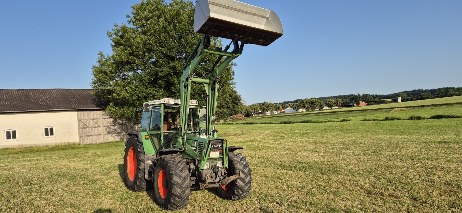 Traktor of the type Fendt Farmer 311 LSA, Gebrauchtmaschine in Vilsbiburg (Picture 1)