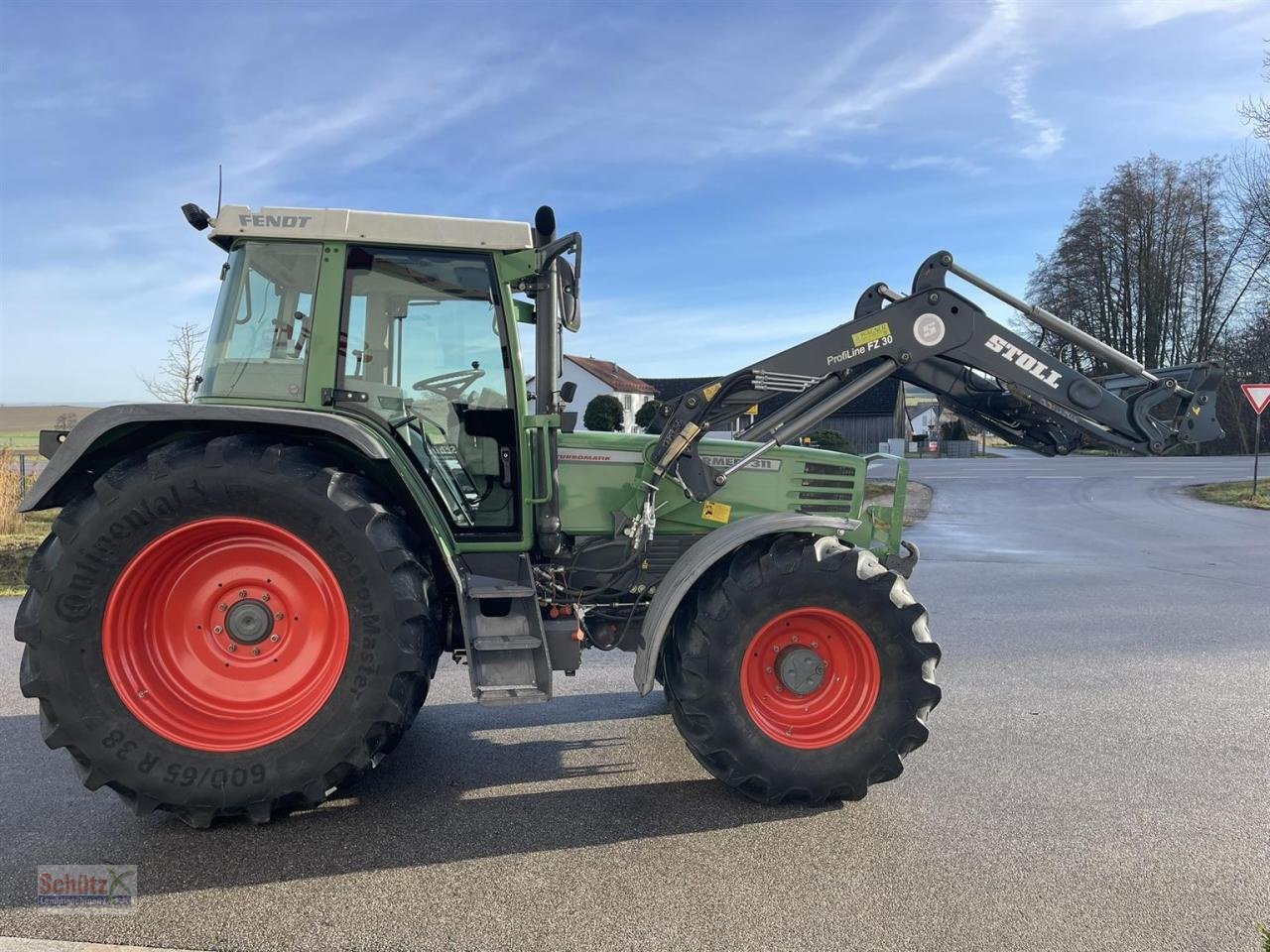 Traktor типа Fendt Farmer 311 Turbomatik, Stoll Frontlader, 7000 Bh, guter Zustand, Gebrauchtmaschine в Schierling (Фотография 8)