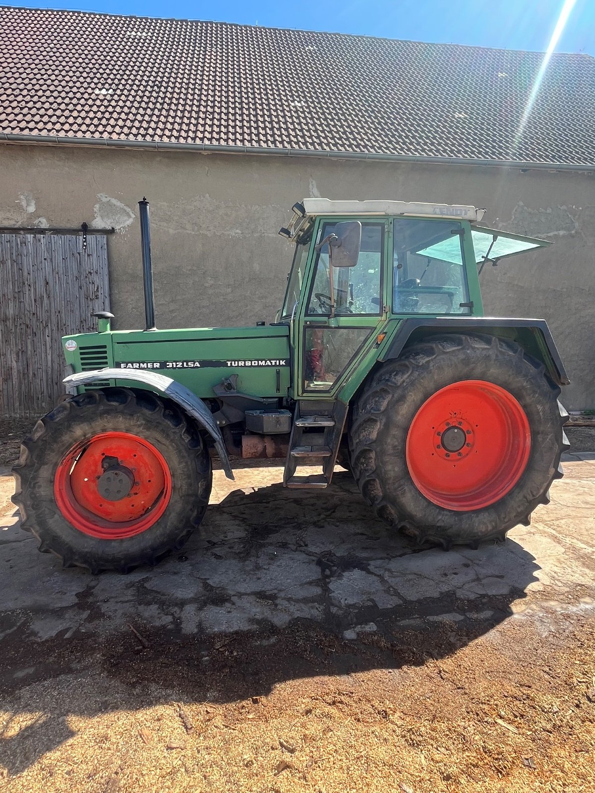 Traktor типа Fendt Farmer 312 LSA, Gebrauchtmaschine в Marktoffingen (Фотография 3)