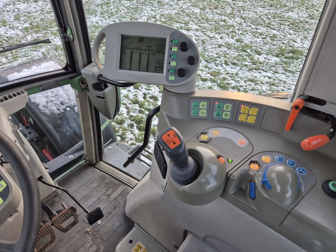 Traktor типа Fendt Farmer 409, Gebrauchtmaschine в Fleringen (Фотография 7)