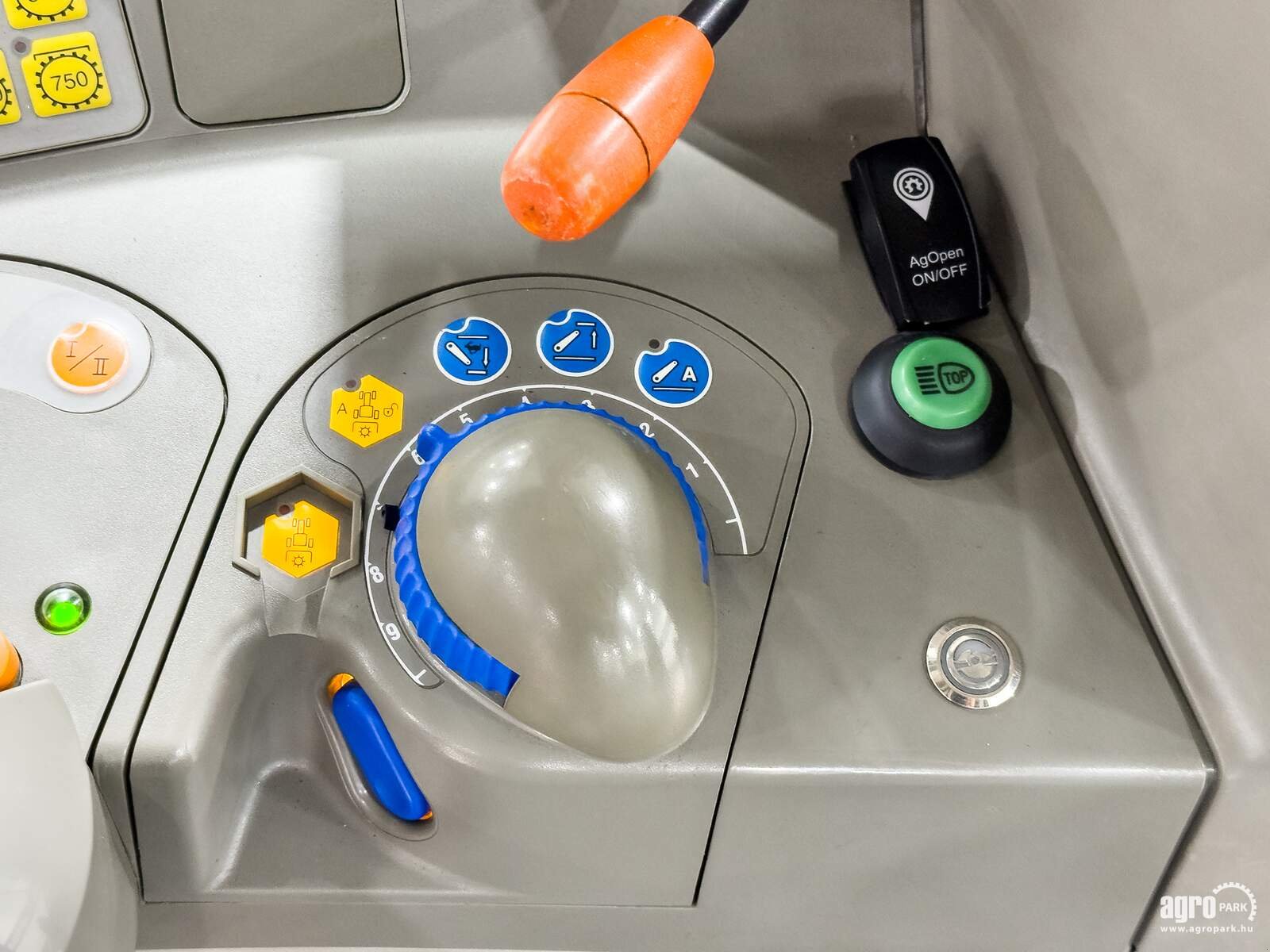 Traktor typu Fendt Farmer 412 Vario, Gebrauchtmaschine v Csengele (Obrázek 17)