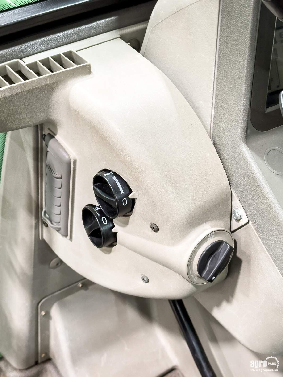 Traktor typu Fendt Farmer 412 Vario, Gebrauchtmaschine v Csengele (Obrázek 28)