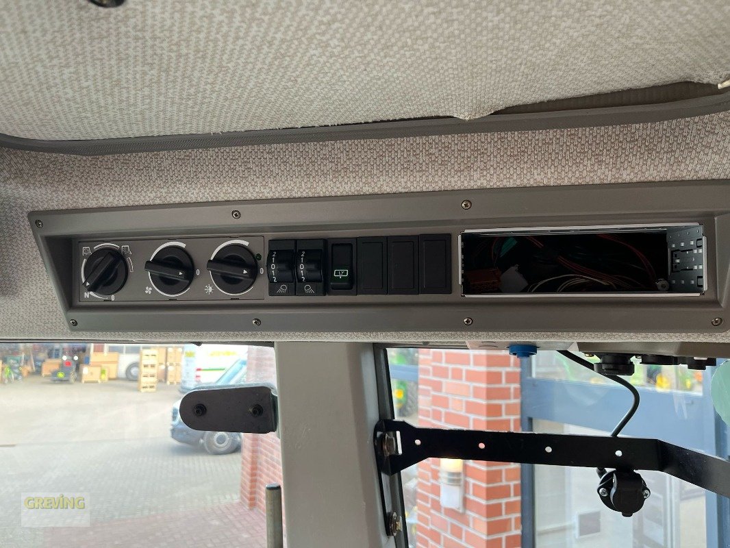 Traktor van het type Fendt Farmer 412 Vario, Gebrauchtmaschine in Ahaus (Foto 11)