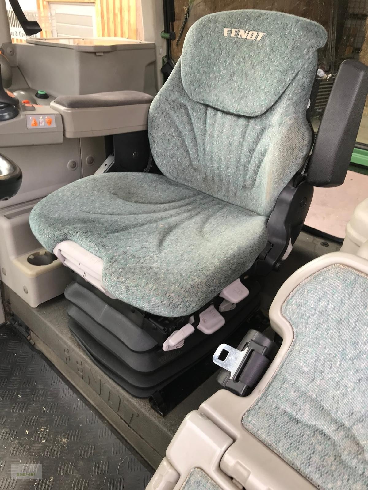 Traktor du type Fendt Farmer 415 Vario, Gebrauchtmaschine en Bad Leonfelden (Photo 11)