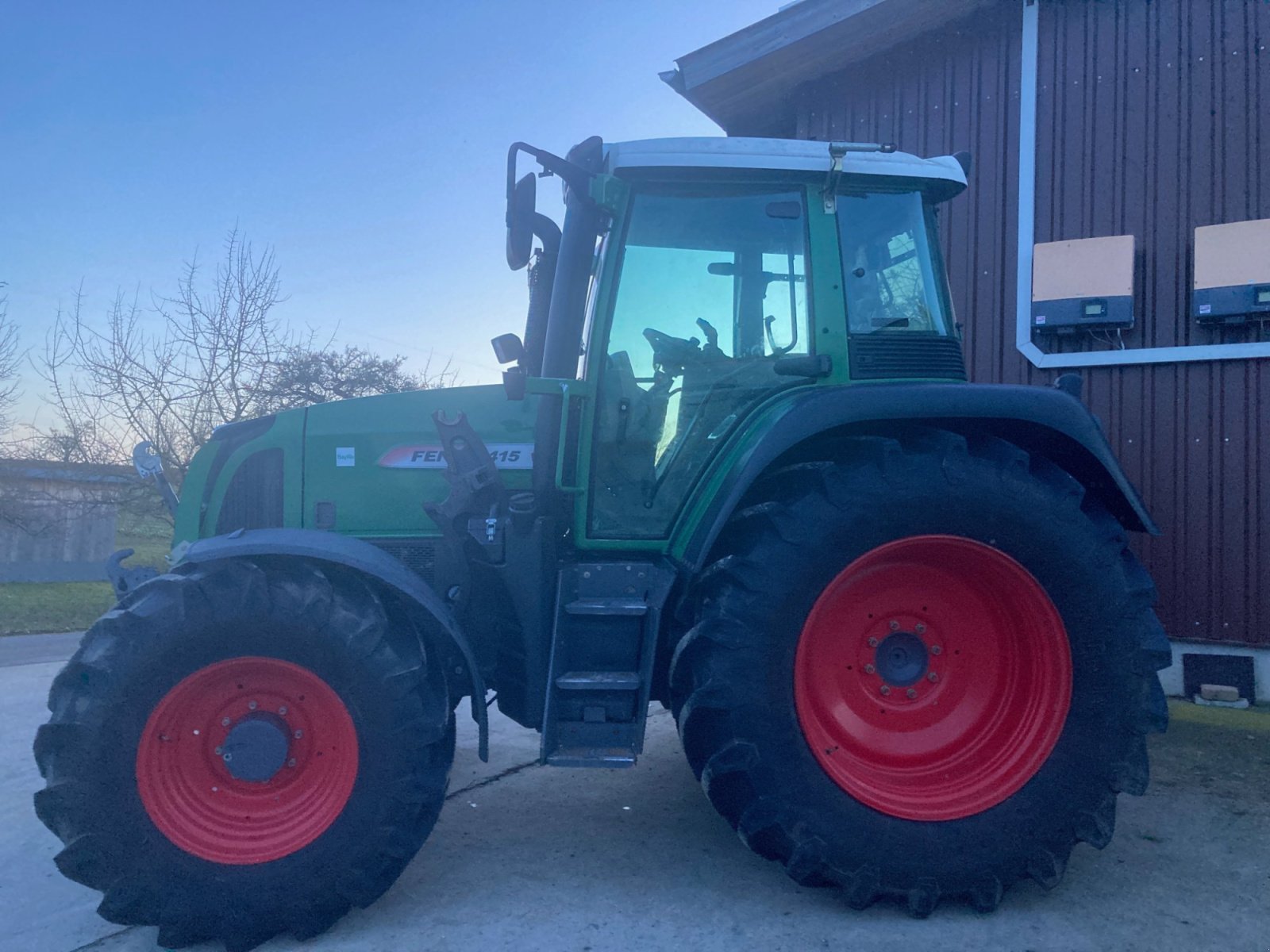 Traktor du type Fendt Farmer 415 Vario, Gebrauchtmaschine en Herrenberg (Photo 3)