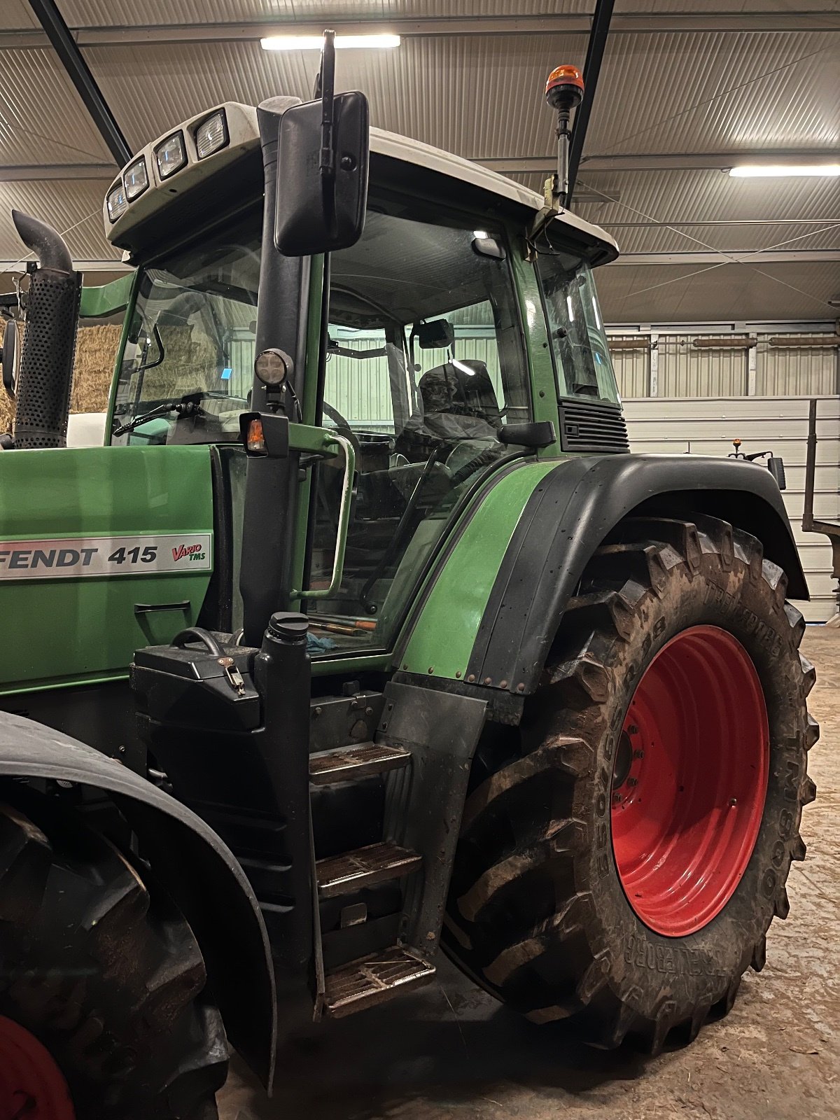 Traktor a típus Fendt Farmer 415 Vario, Gebrauchtmaschine ekkor: Lambsborn (Kép 3)