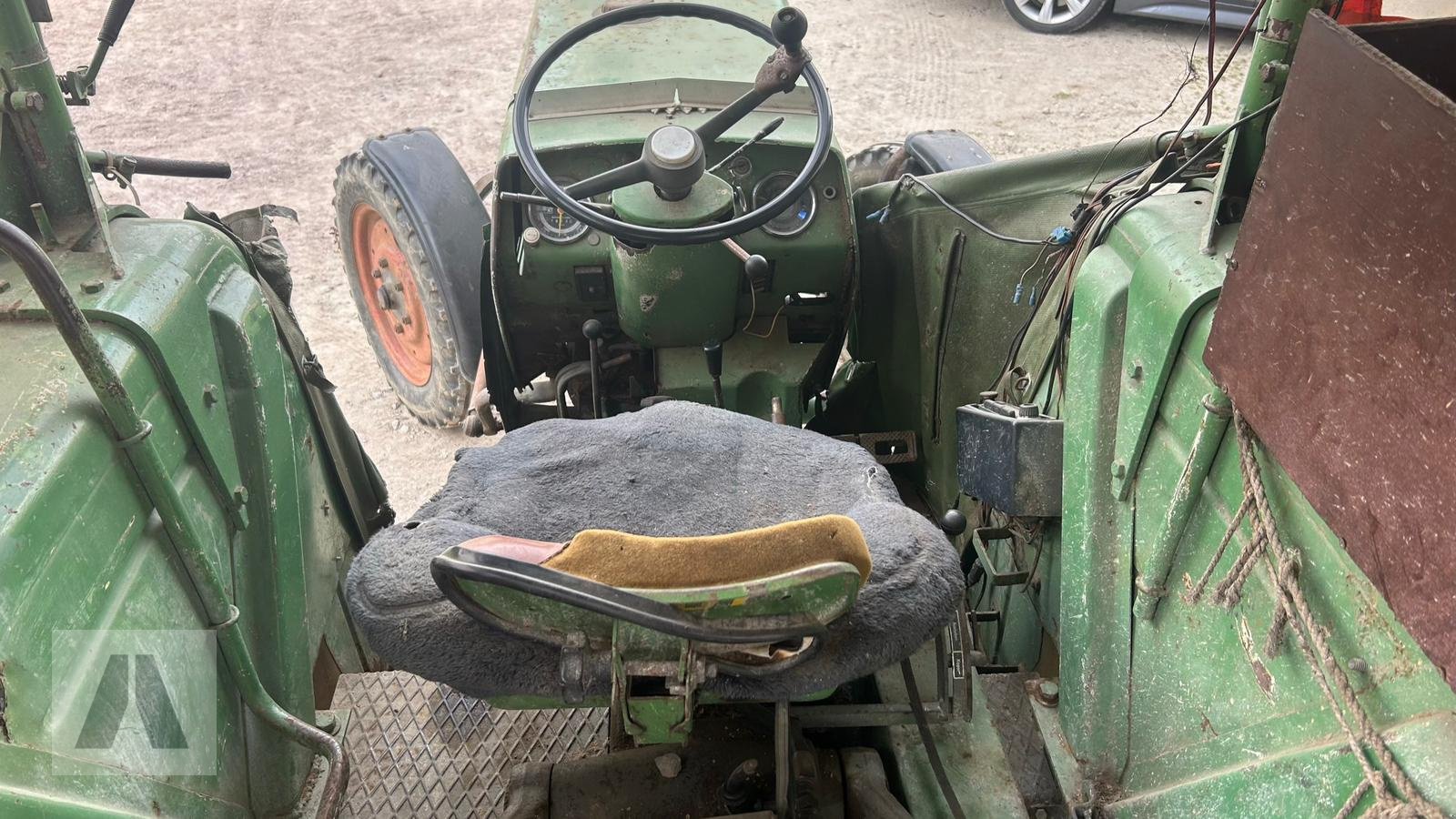 Traktor typu Fendt Farmer 4S 5490€, Gebrauchtmaschine v Regensburg (Obrázok 7)