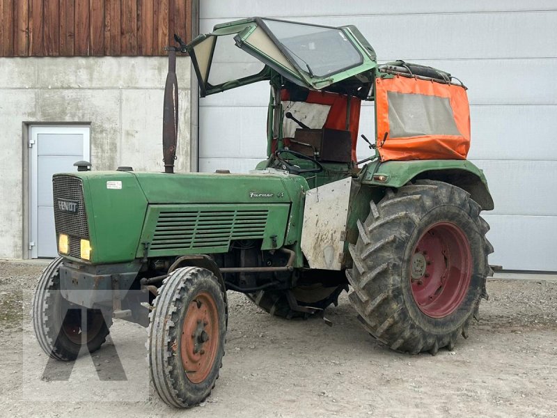 Traktor des Typs Fendt Farmer 4S, Gebrauchtmaschine in Regensburg (Bild 1)