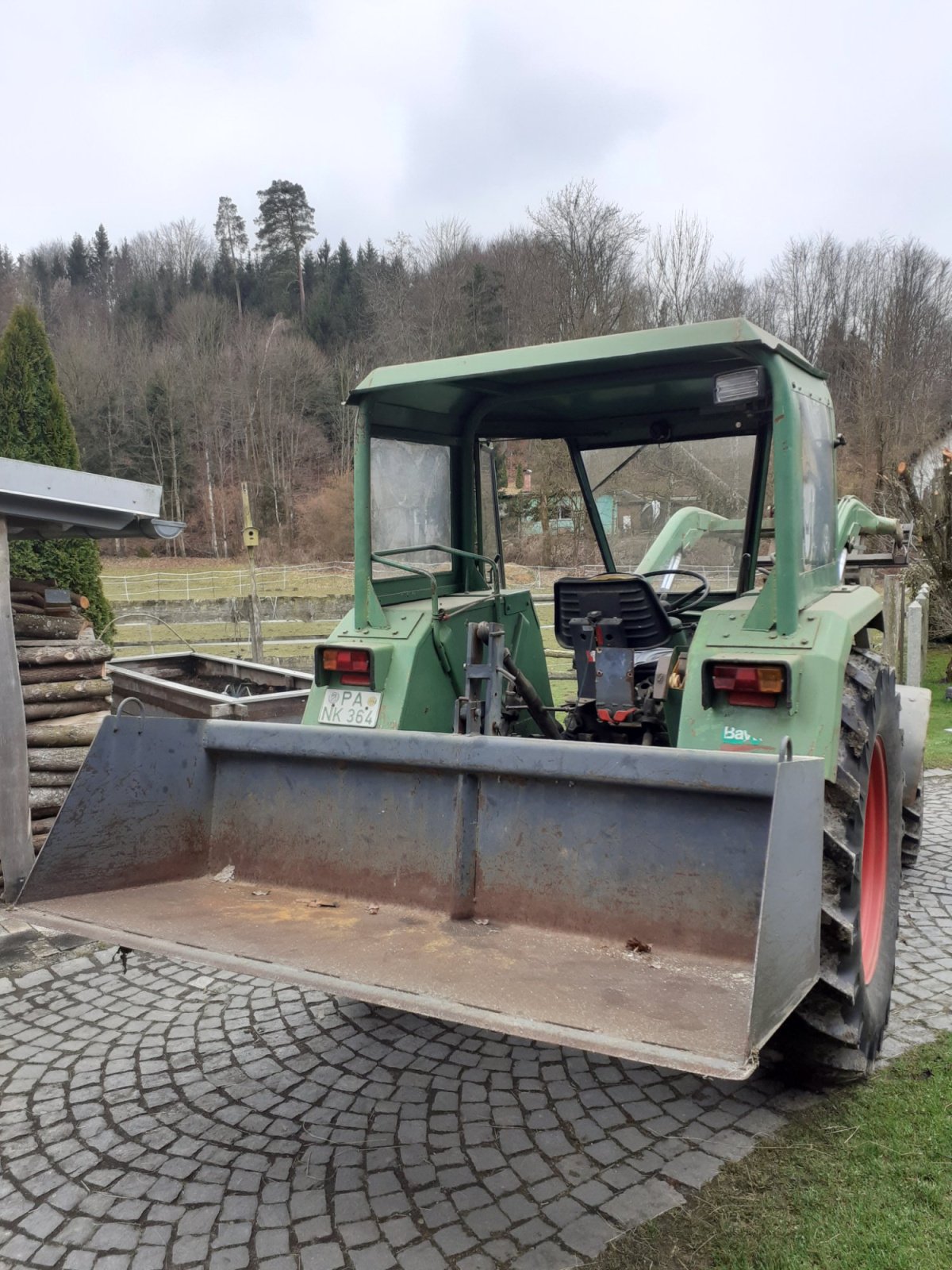 Traktor del tipo Fendt Farmer 4s, Gebrauchtmaschine In Hauzenberg (Immagine 1)