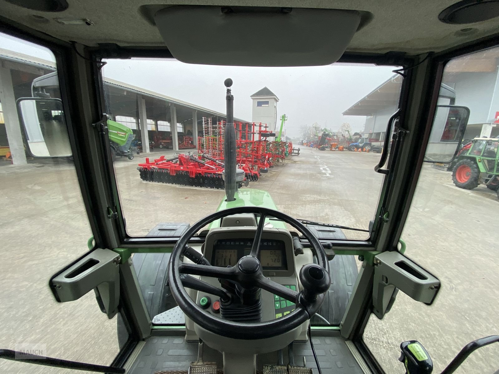 Traktor от тип Fendt Favorit 509 C, Gebrauchtmaschine в Burgkirchen (Снимка 13)