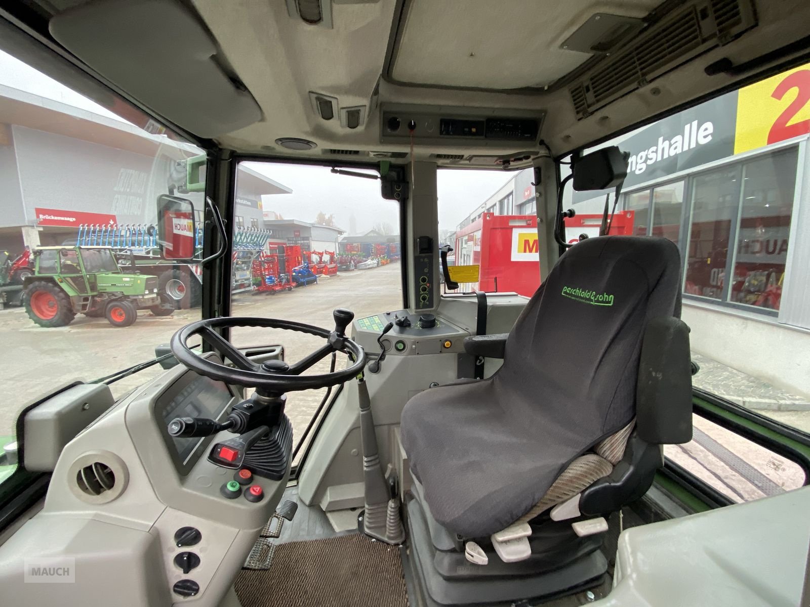 Traktor от тип Fendt Favorit 509 C, Gebrauchtmaschine в Burgkirchen (Снимка 11)