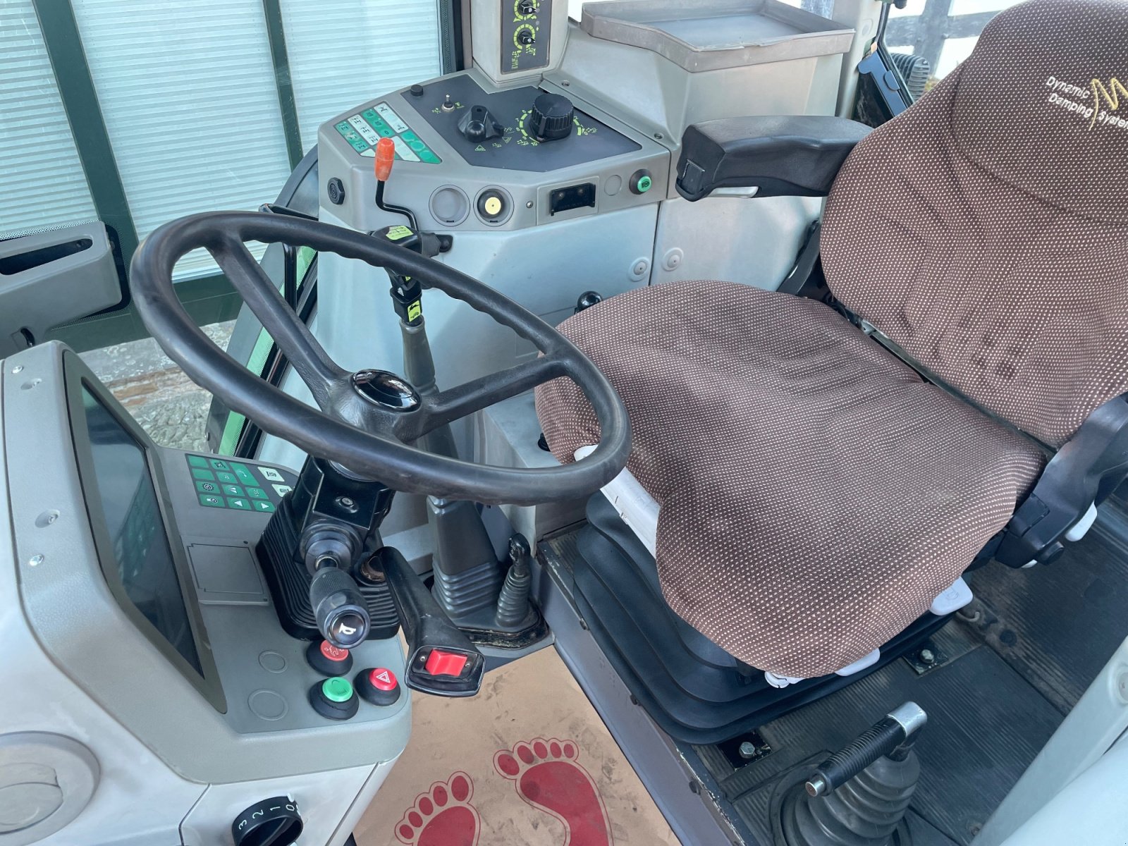 Traktor du type Fendt Favorit 512 C, Gebrauchtmaschine en Hunteburg (Photo 9)