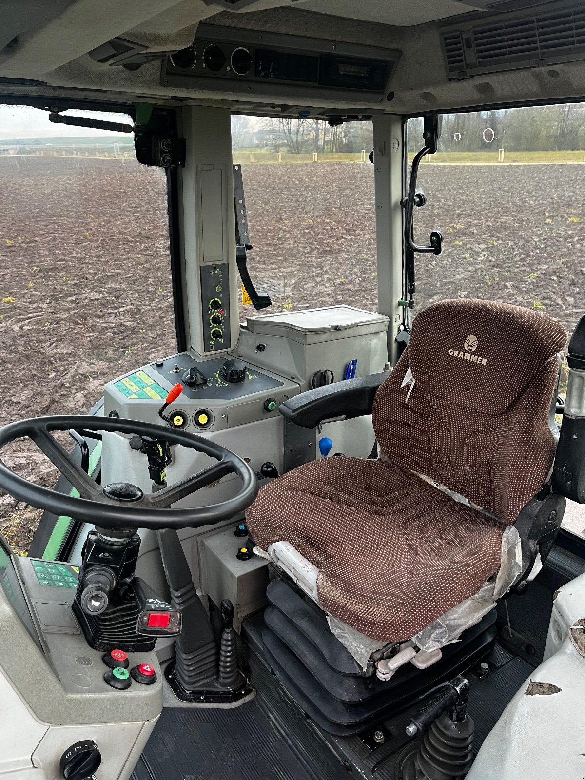 Traktor типа Fendt Favorit 512 C, Gebrauchtmaschine в Coburg (Фотография 3)