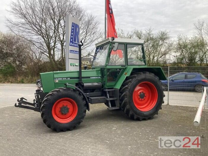 Traktor типа Fendt FAVORIT 611 LS, Gebrauchtmaschine в Anröchte-Altengeseke (Фотография 2)