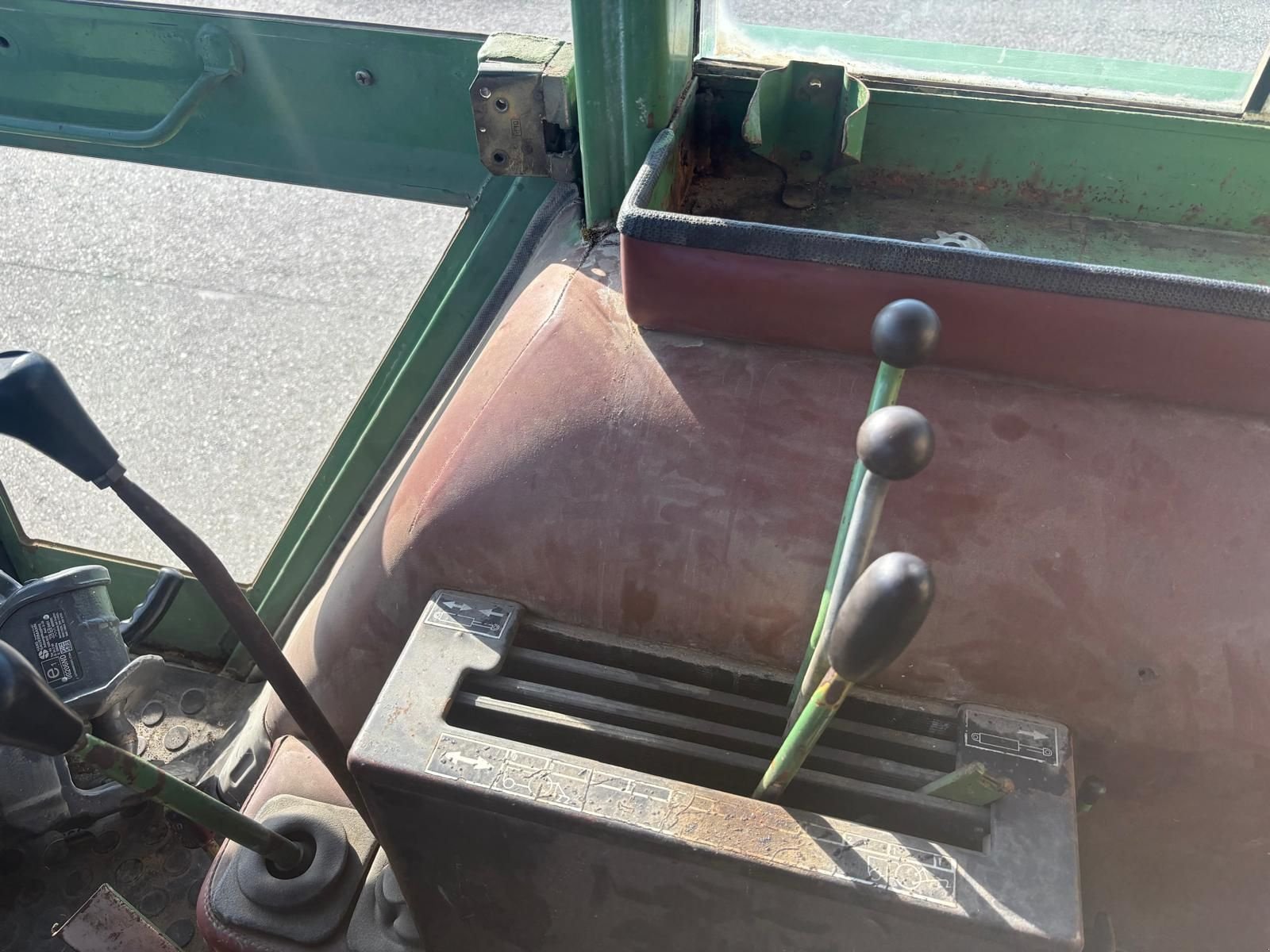 Traktor от тип Fendt Favorit 611 LSA 40km/h, Gebrauchtmaschine в NATTERNBACH (Снимка 11)