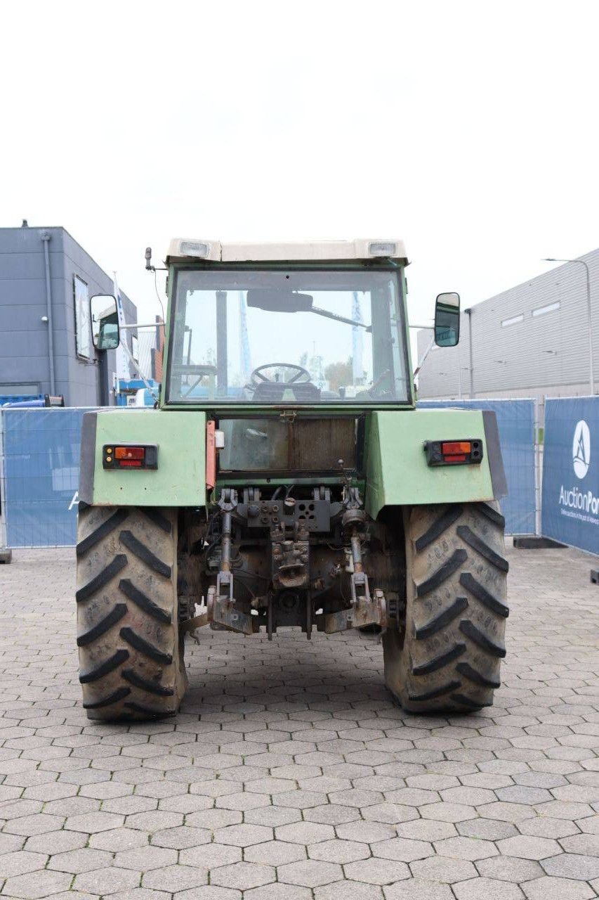 Traktor des Typs Fendt Favorit 612 LSA E, Gebrauchtmaschine in Antwerpen (Bild 5)