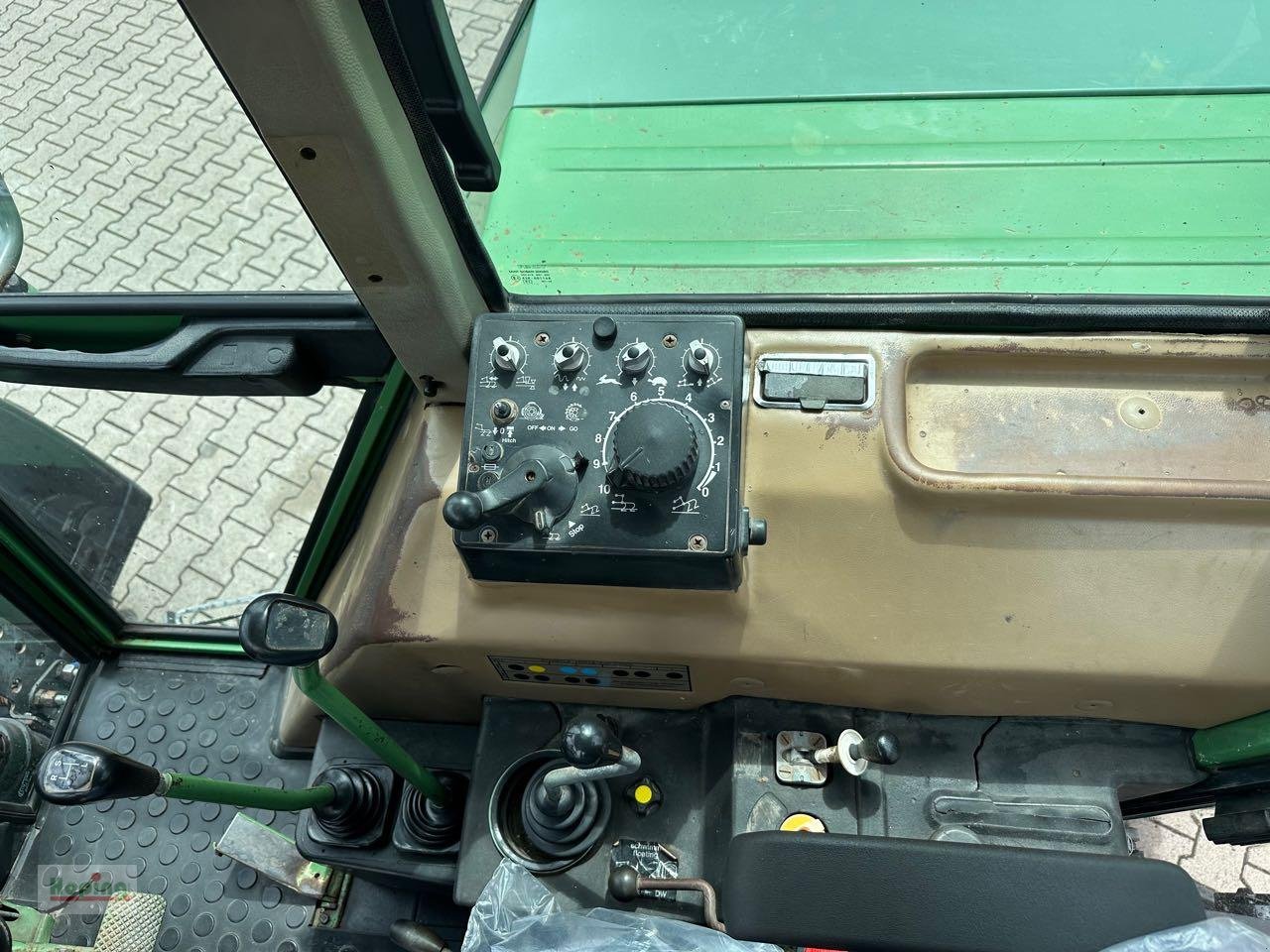 Traktor of the type Fendt Favorit 614 LSA Turbomatik, Gebrauchtmaschine in Bakum (Picture 16)