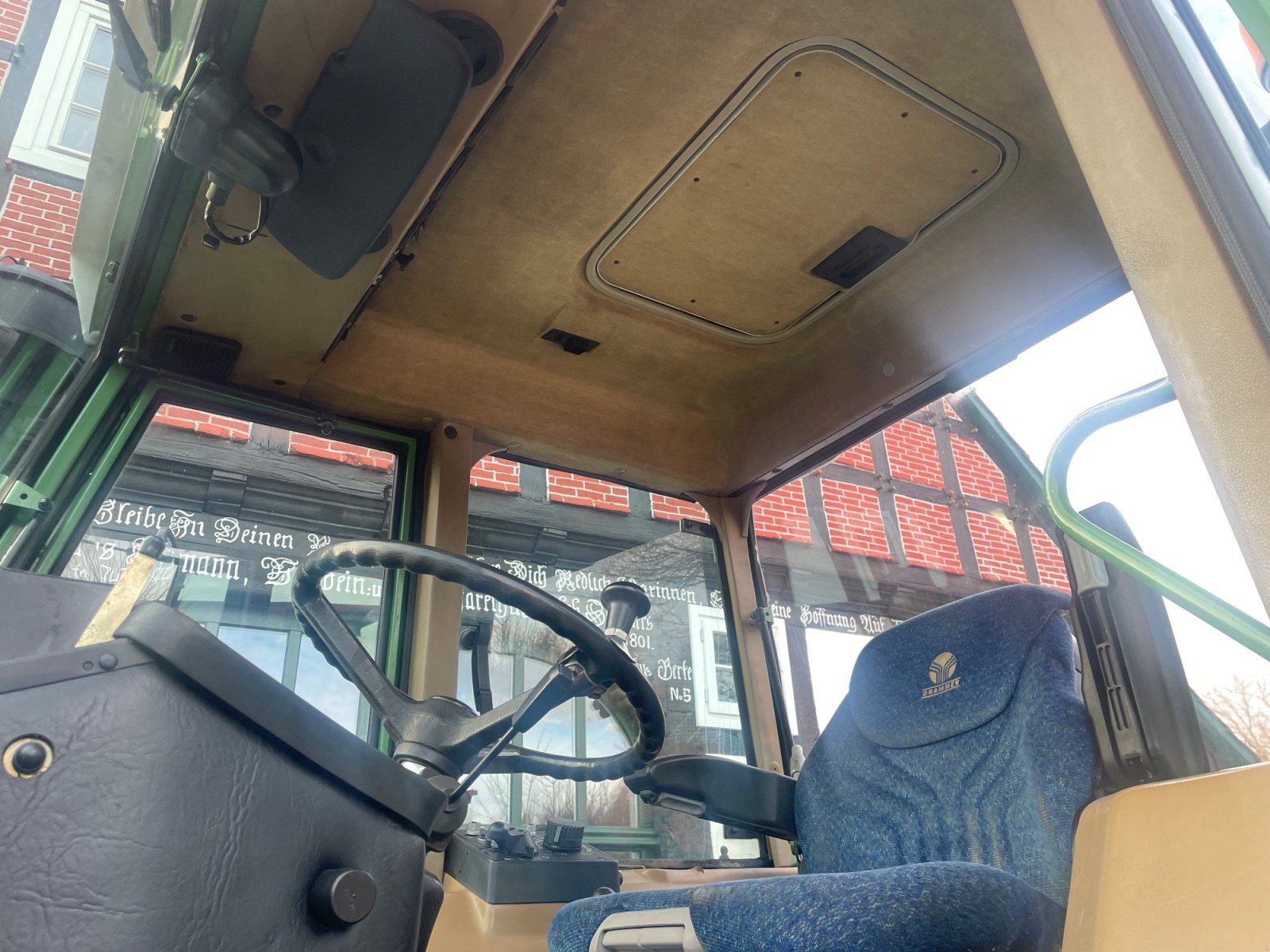 Traktor типа Fendt Favorit 615 LSA, Gebrauchtmaschine в Hunteburg (Фотография 9)