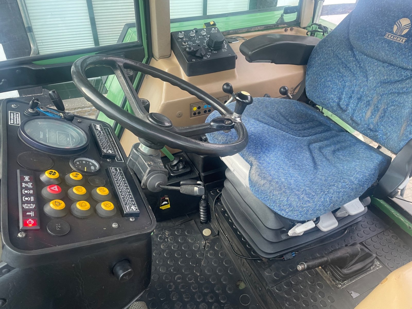 Traktor типа Fendt Favorit 615 LSA, Gebrauchtmaschine в Hunteburg (Фотография 10)