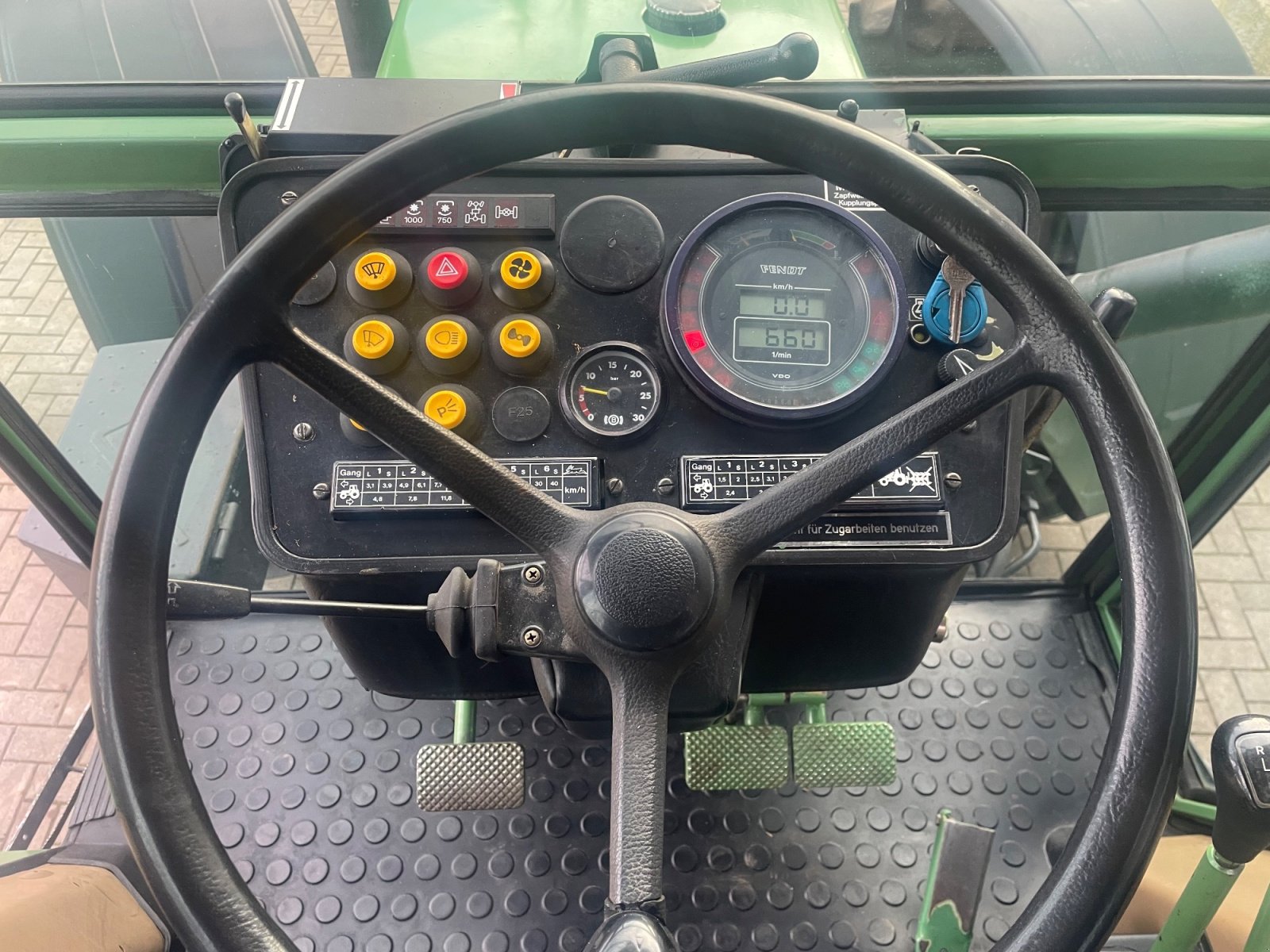 Traktor типа Fendt Favorit 615 LSA, Gebrauchtmaschine в Hunteburg (Фотография 11)