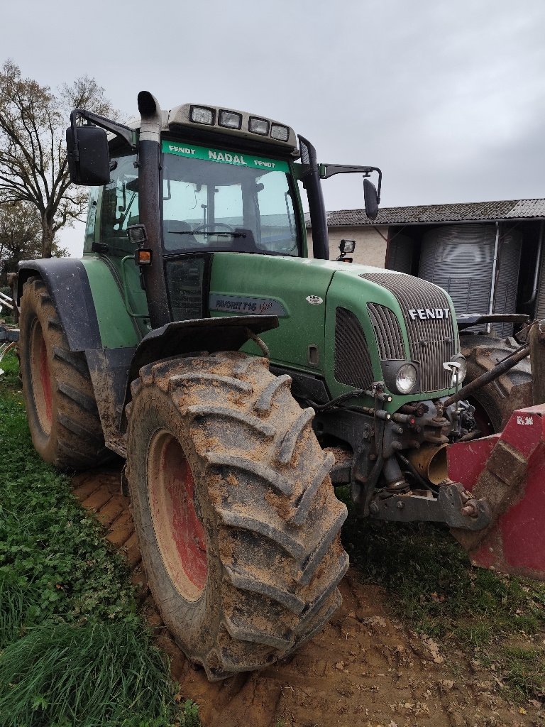 Traktor типа Fendt FAVORIT 716 VARIO, Gebrauchtmaschine в Calmont (Фотография 7)