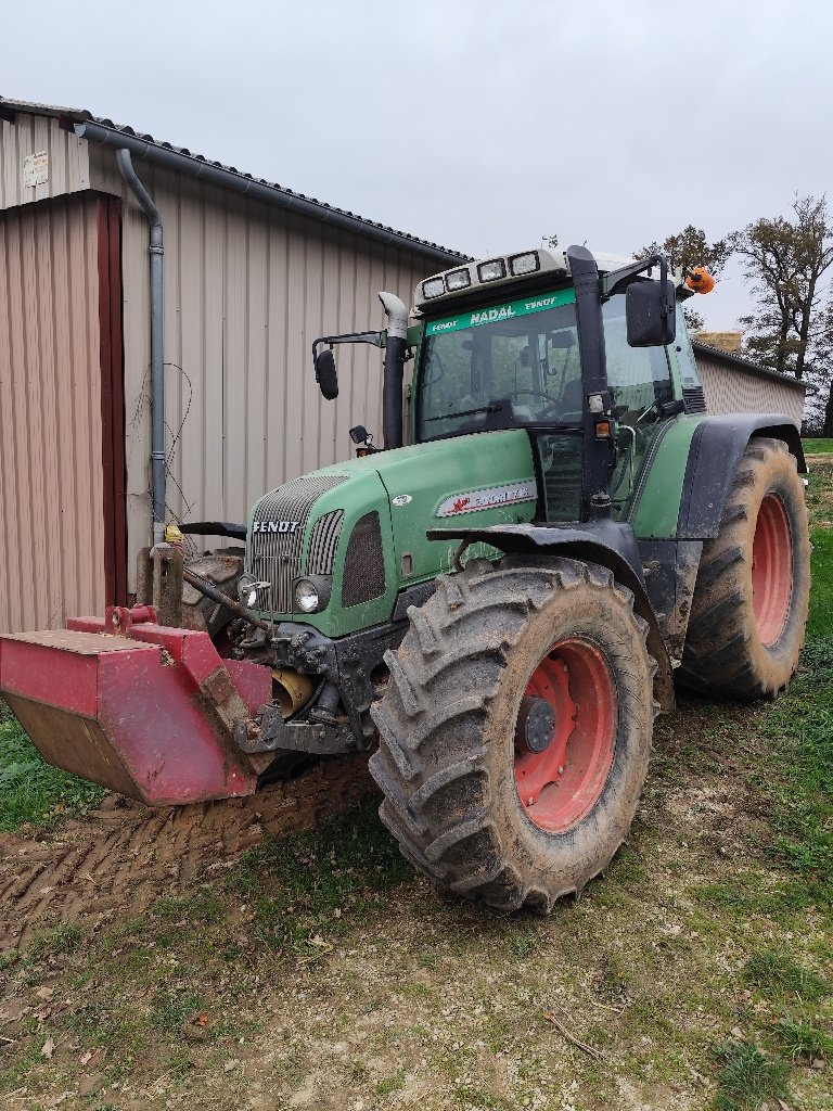 Traktor типа Fendt FAVORIT 716 VARIO, Gebrauchtmaschine в Calmont (Фотография 1)