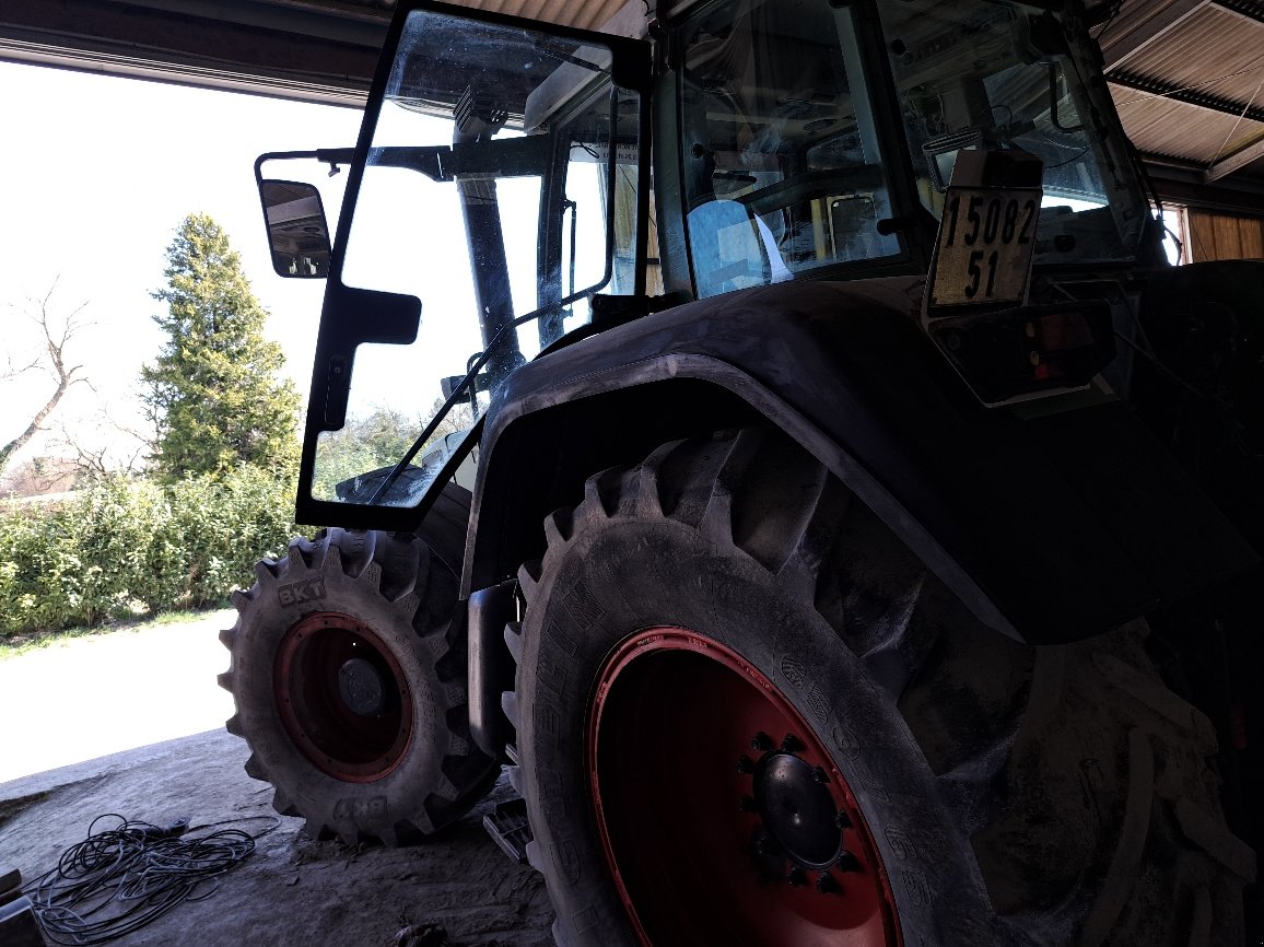 Traktor des Typs Fendt favorit 816, Gebrauchtmaschine in VERT TOULON (Bild 4)