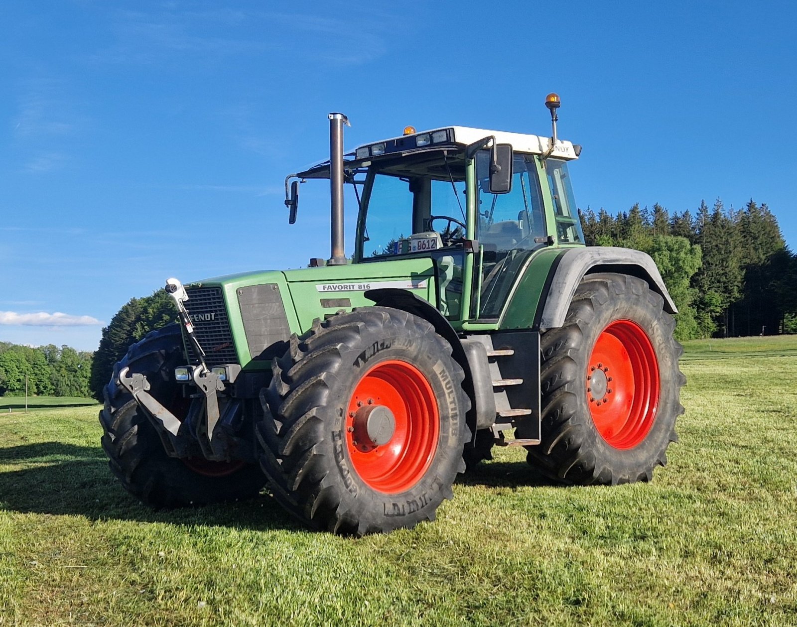 Traktor типа Fendt Favorit 816, Gebrauchtmaschine в Neureichenau (Фотография 1)