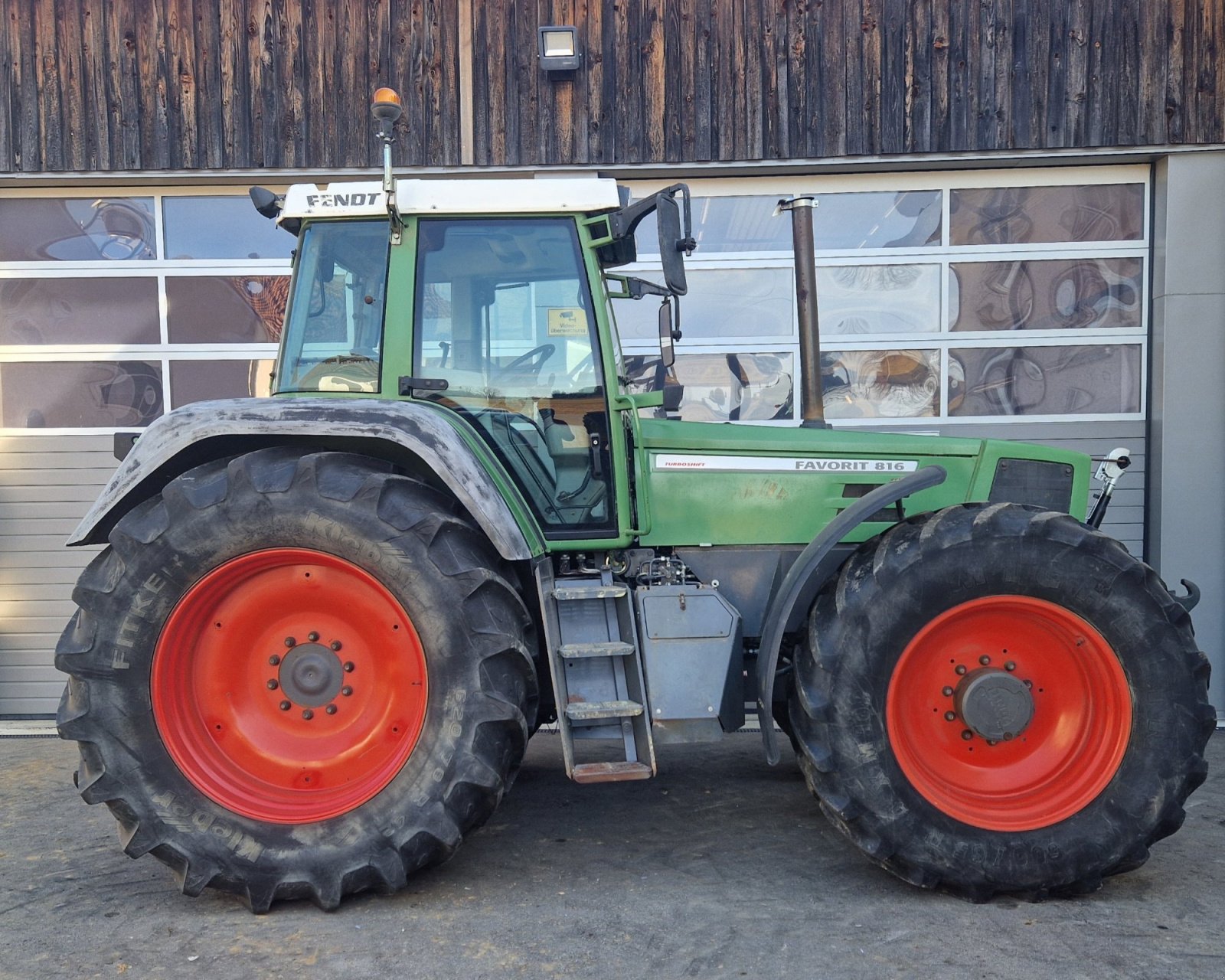 Traktor типа Fendt Favorit 816, Gebrauchtmaschine в Neureichenau (Фотография 3)