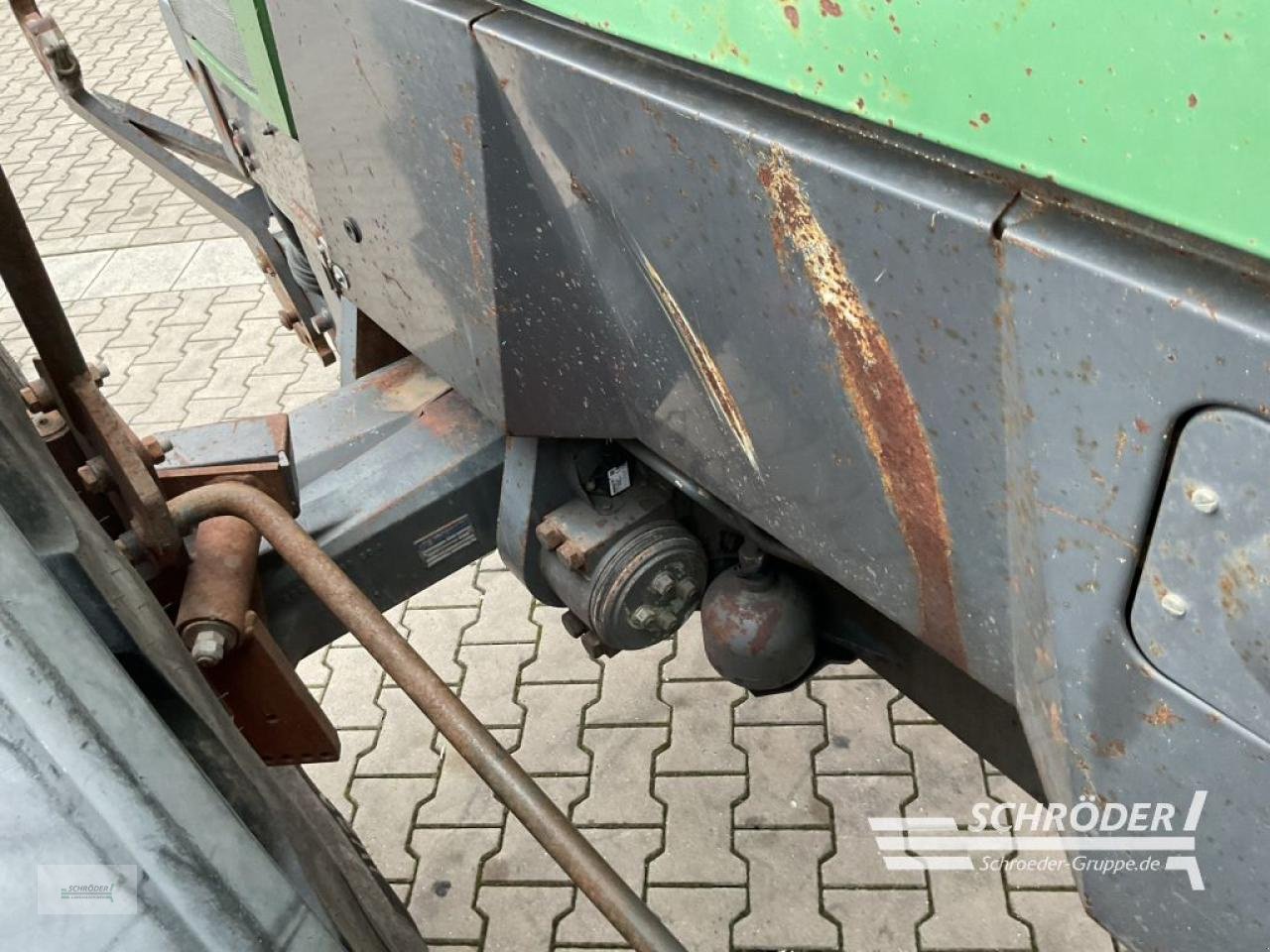Traktor от тип Fendt FAVORIT 822, Gebrauchtmaschine в Holdorf (Снимка 17)