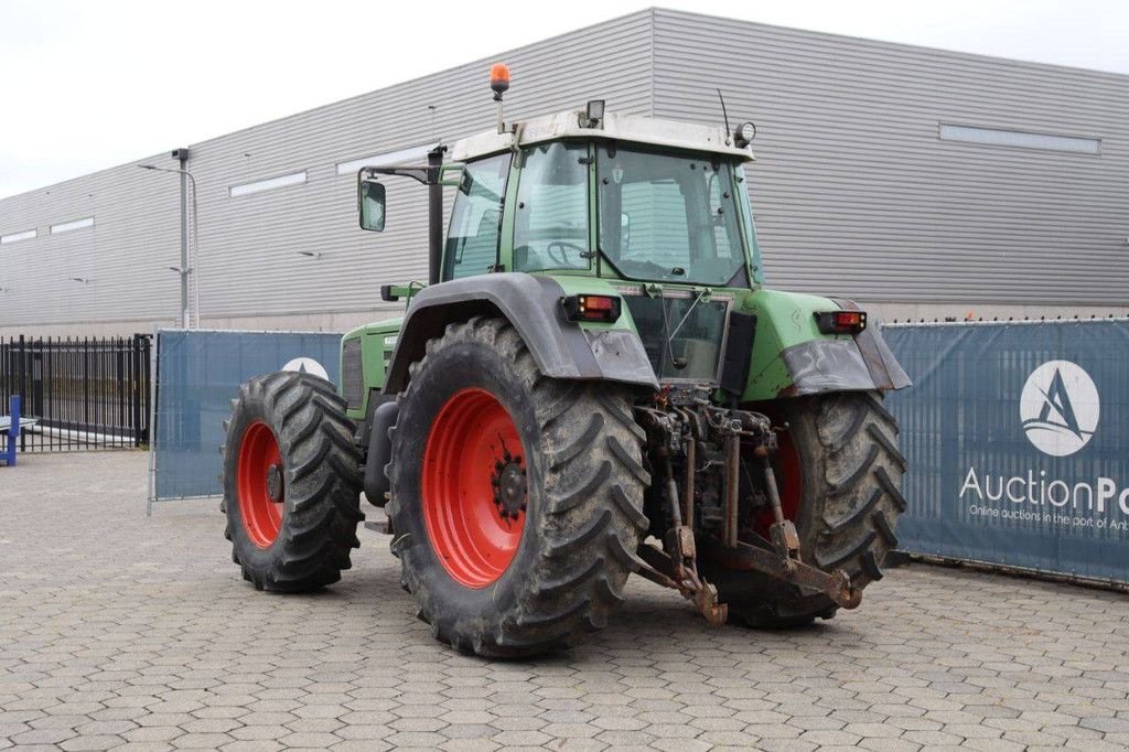 Traktor typu Fendt Favorit 824, Gebrauchtmaschine w Antwerpen (Zdjęcie 4)