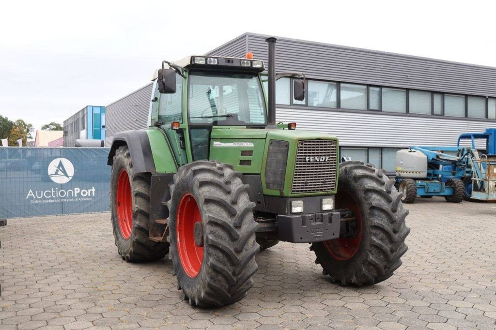 Traktor Türe ait Fendt Favorit 824, Gebrauchtmaschine içinde Antwerpen (resim 8)