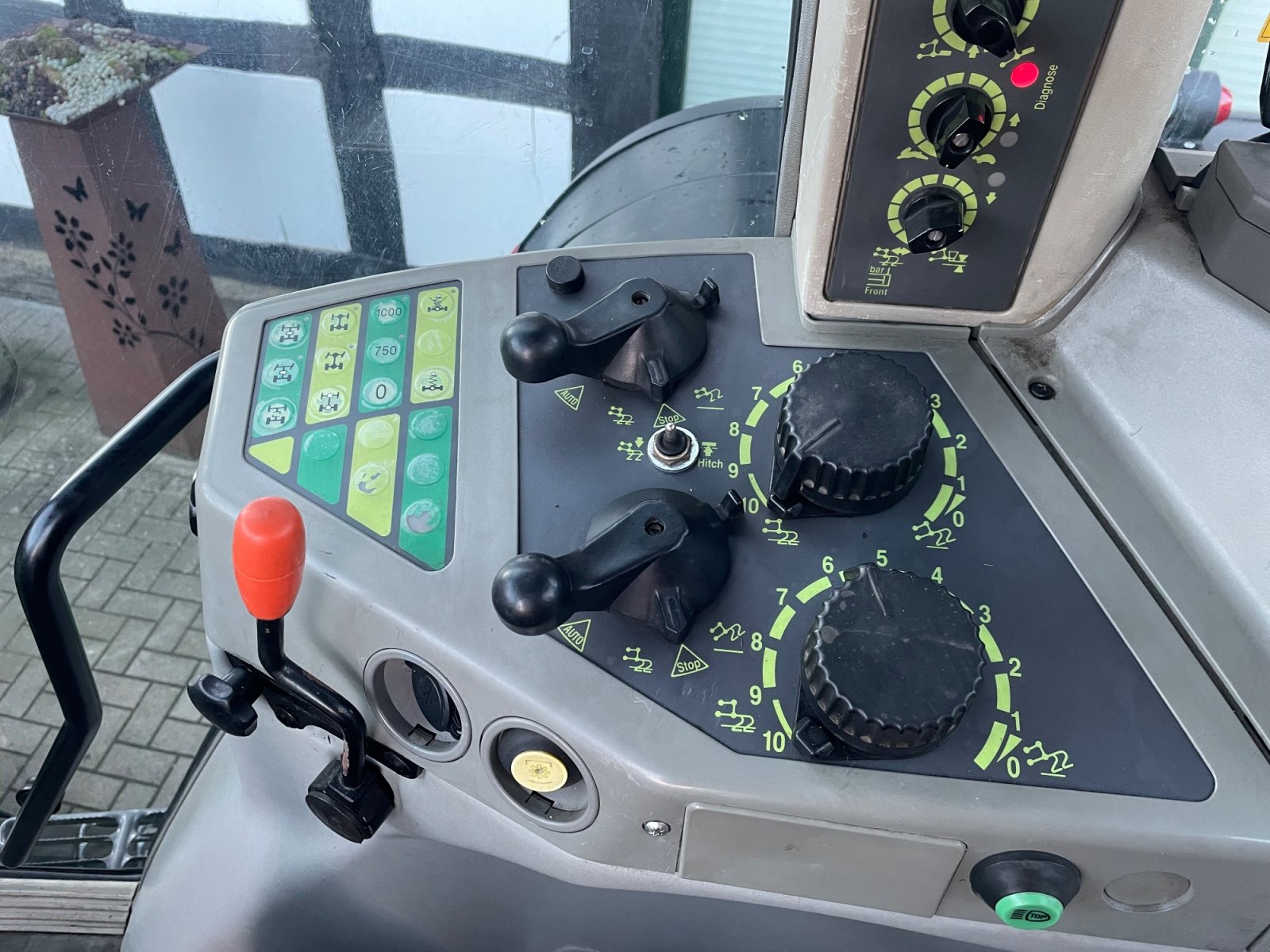 Traktor des Typs Fendt Favorit 824, Gebrauchtmaschine in Hunteburg (Bild 11)