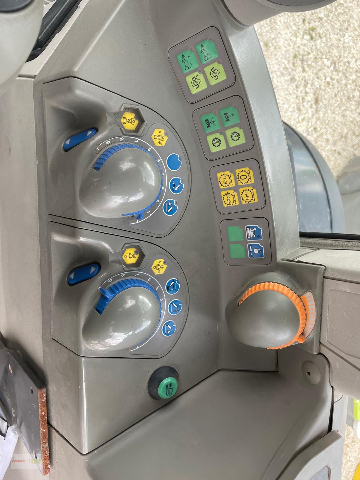 Traktor a típus Fendt Fendt 718 Vario  Versteigerung ab-auction, Gebrauchtmaschine ekkor: Langenau (Kép 26)