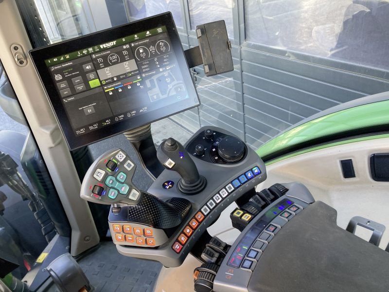 Traktor typu Fendt FENDT 724 GEN 6 POWER PLUS, Gebrauchtmaschine w Wülfershausen an der Saale (Zdjęcie 16)