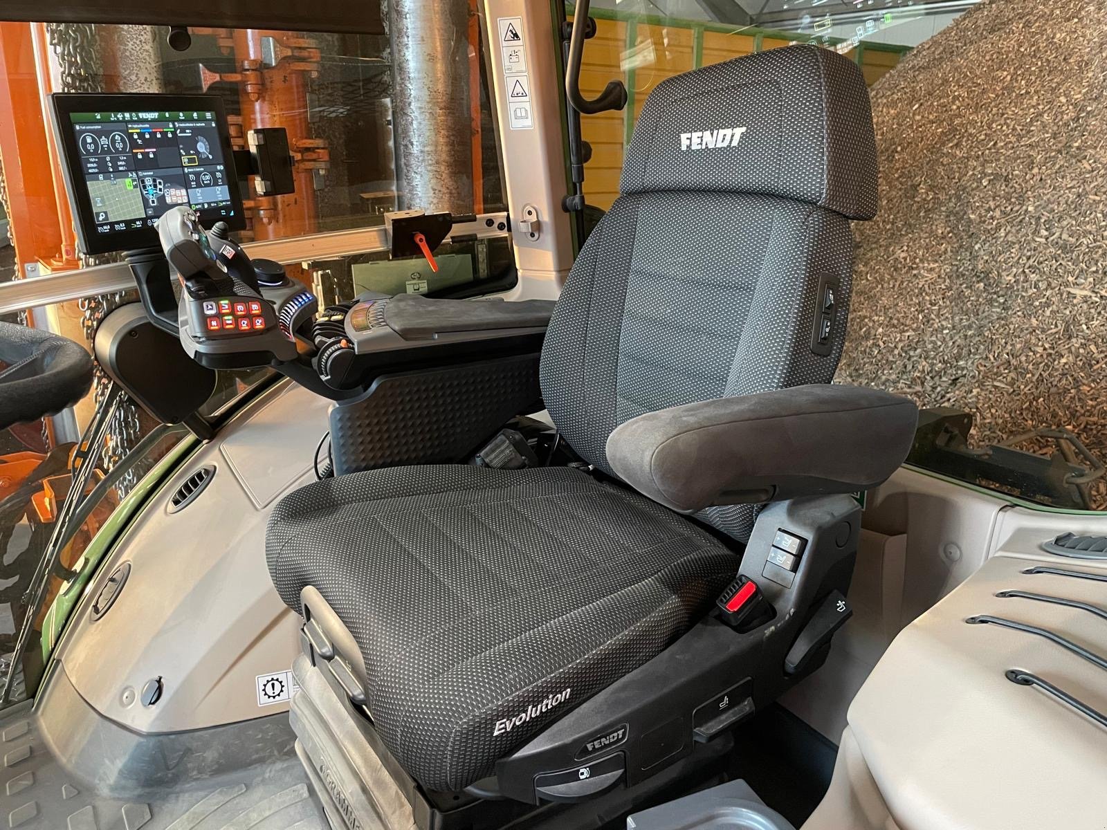 Traktor от тип Fendt Fendt 936 Vario GEN 7, Gebrauchtmaschine в Pleß (Снимка 9)