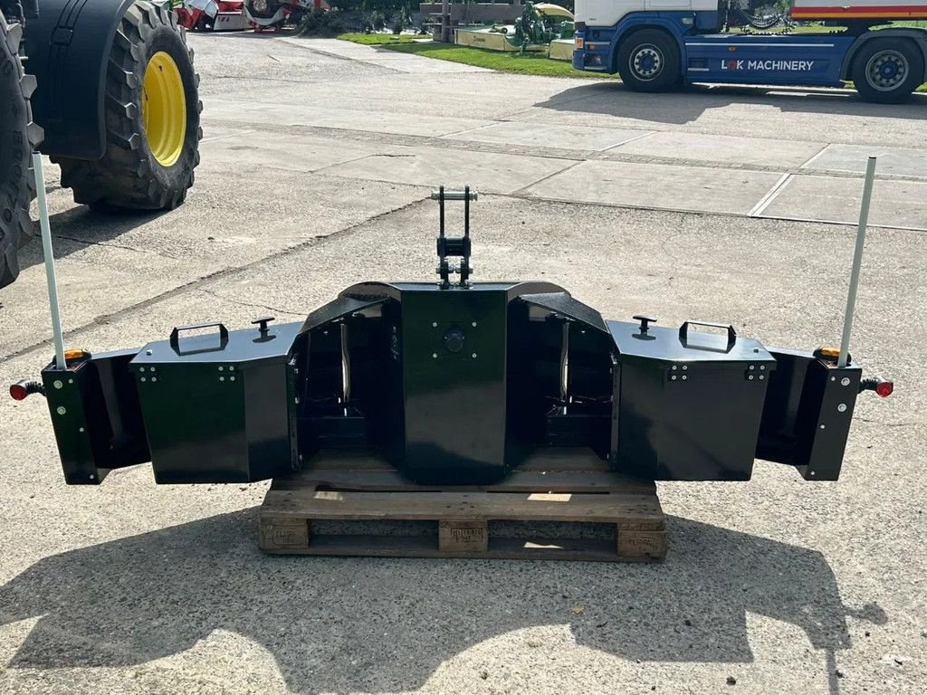 Traktor tipa Fendt Frontbumper Frontblok Gewicht NIEUW, Gebrauchtmaschine u Ruinerwold (Slika 7)