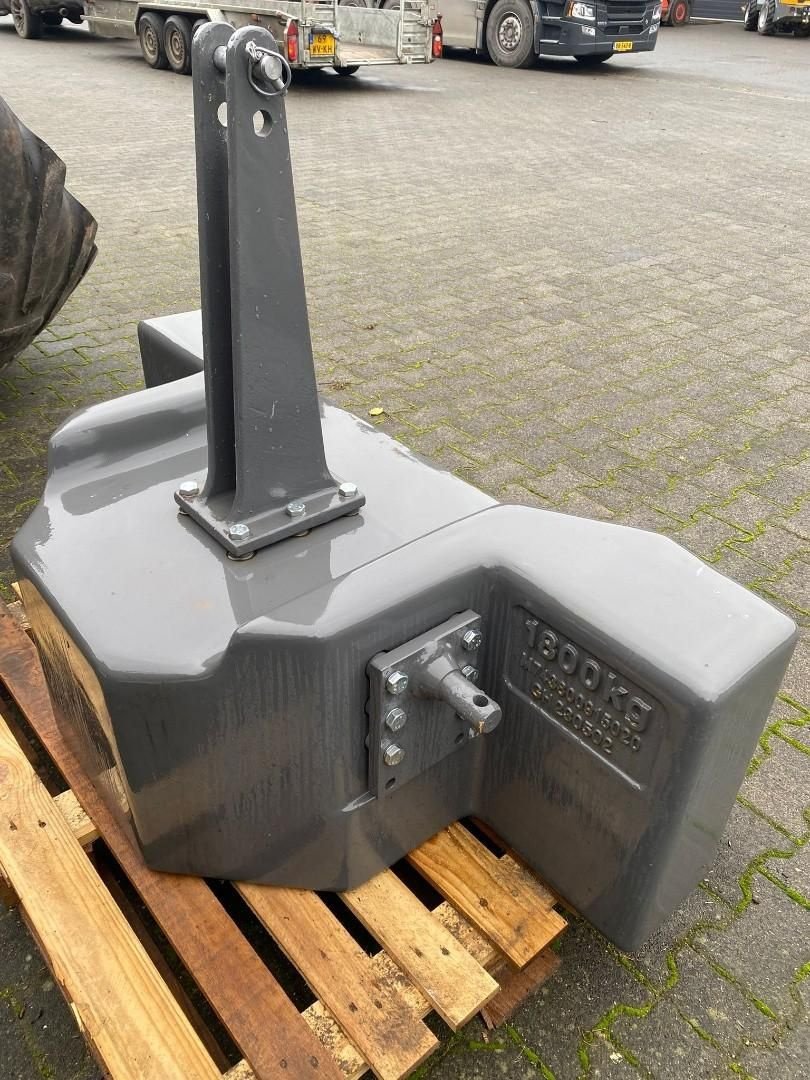 Traktor del tipo Fendt Frontgewicht 1800kg, Gebrauchtmaschine en Hapert (Imagen 2)