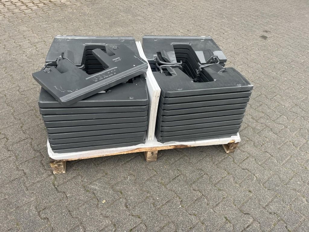 Traktor tip Fendt frontgewichten, Gebrauchtmaschine in Hapert (Poză 2)