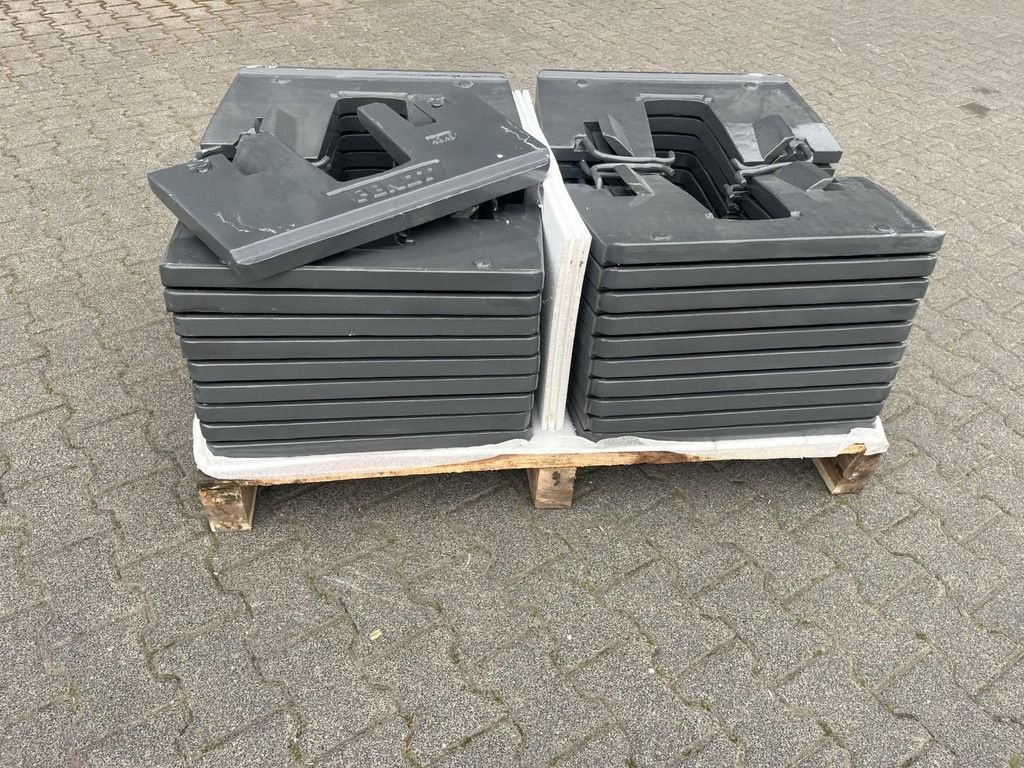 Traktor tip Fendt frontgewichten, Gebrauchtmaschine in Hapert (Poză 6)